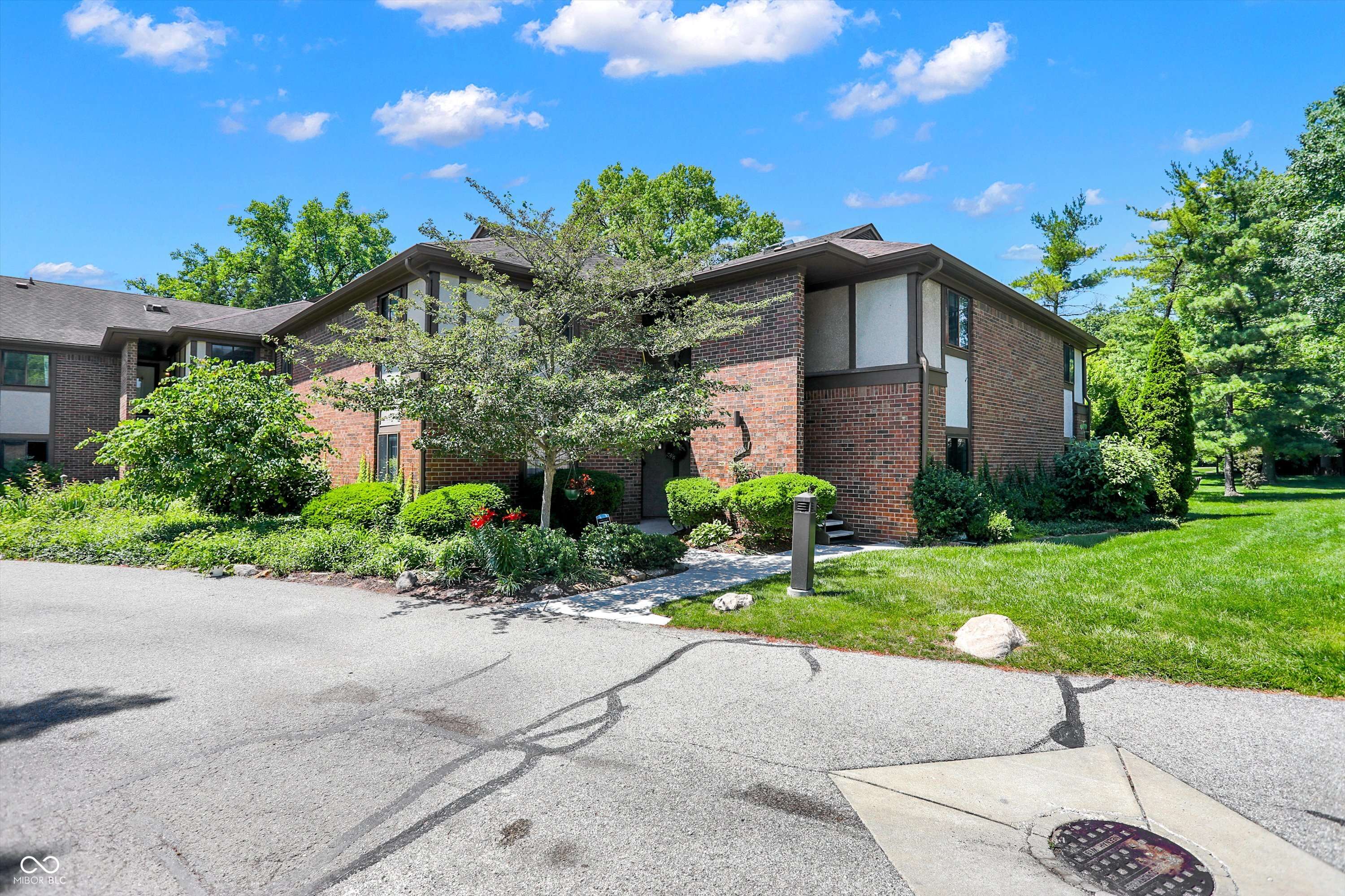 Indianapolis, IN 46228,2206 Boston CT #D