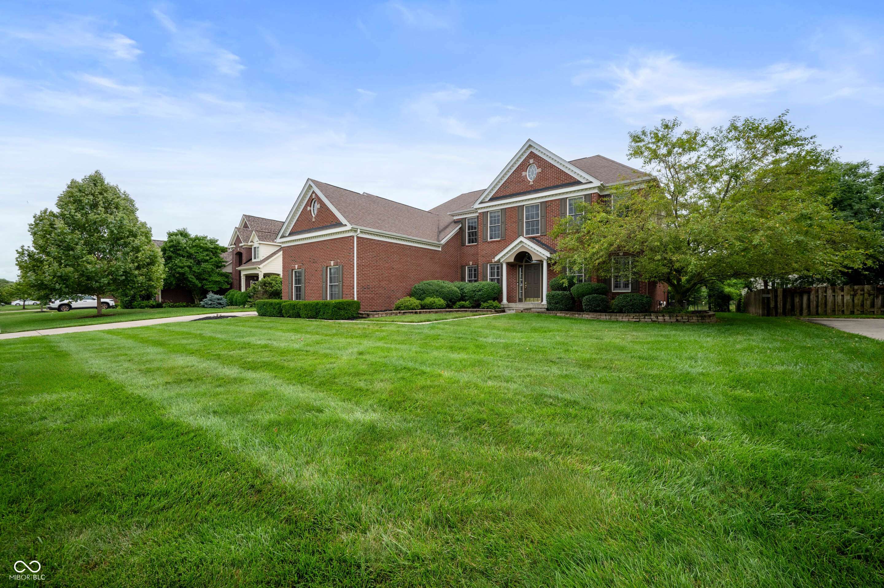 Zionsville, IN 46077,8845 Pin Oak DR