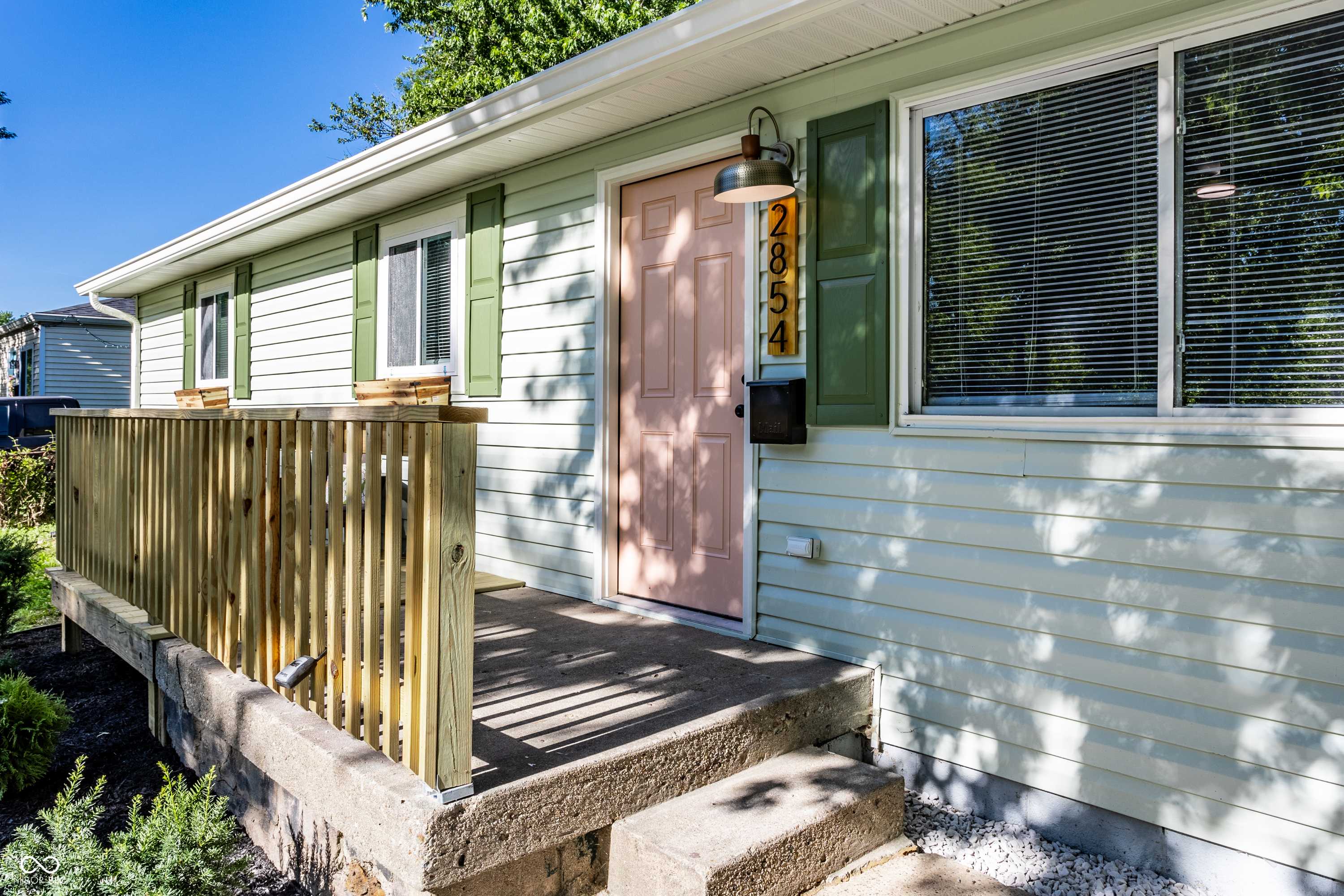 Indianapolis, IN 46203,2854 Draper ST