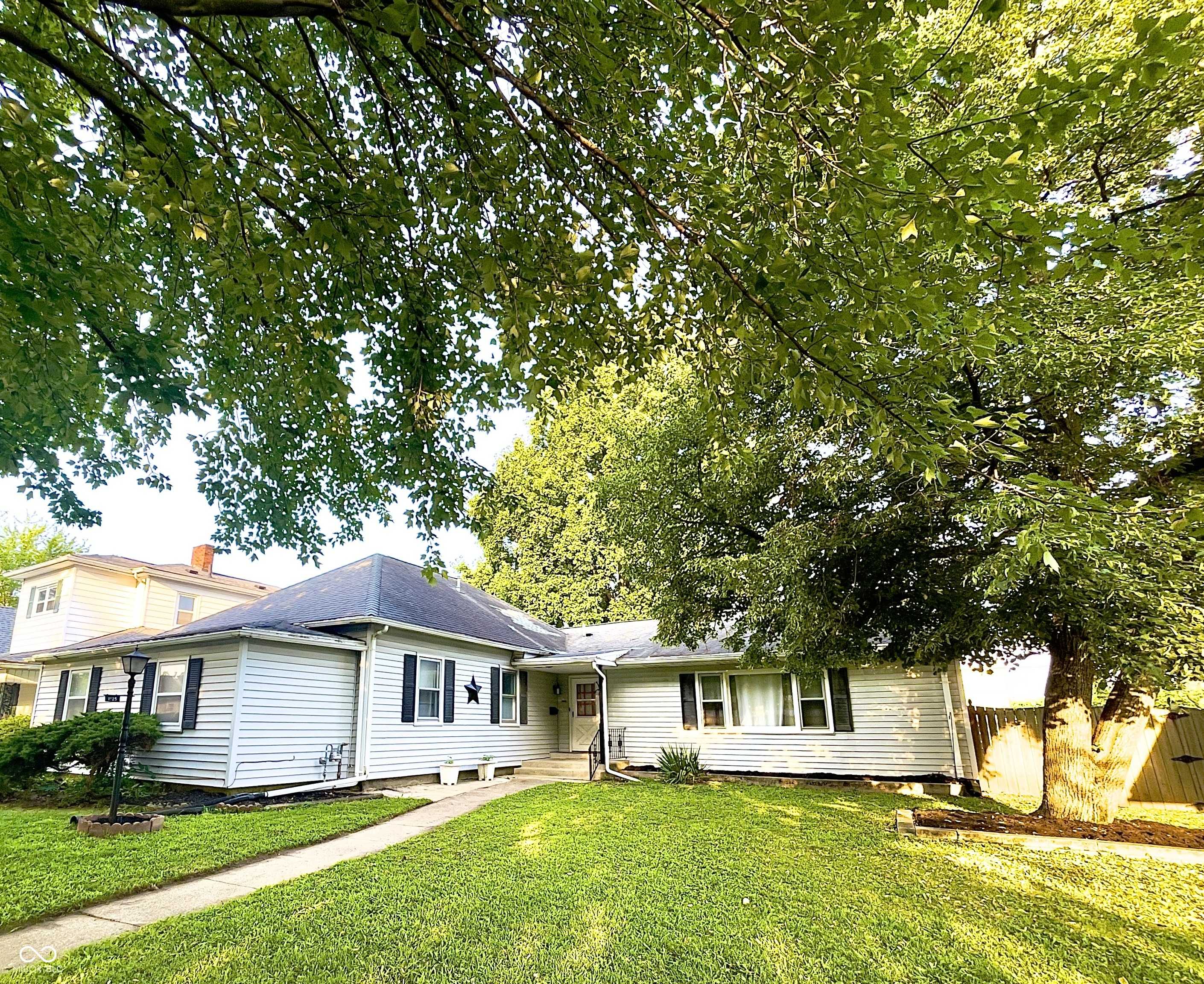 Terre Haute, IN 47802,1925 S 4th ST