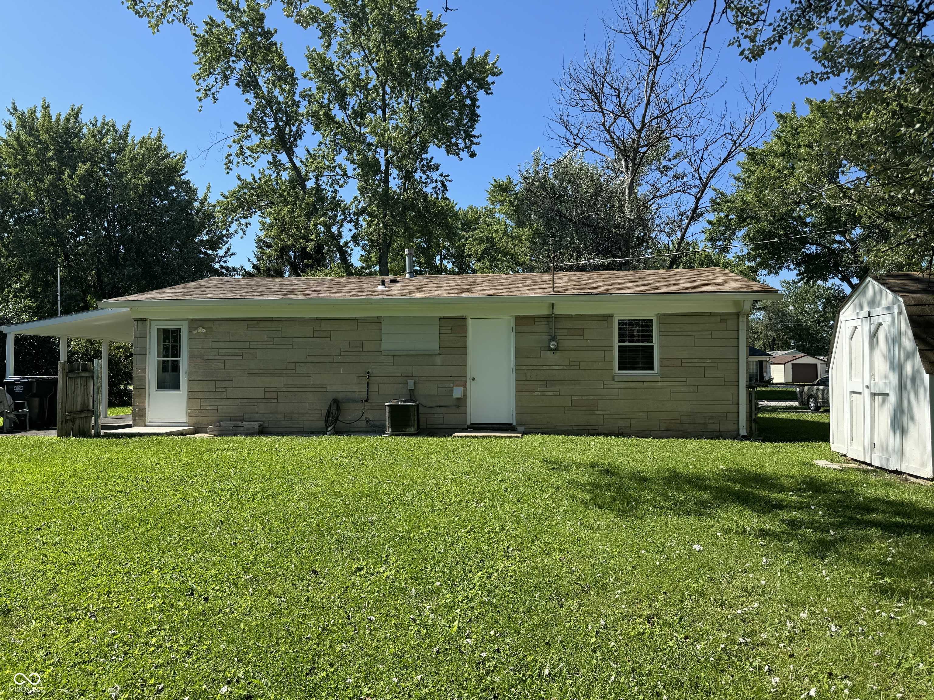 Whiteland, IN 46184,440 Granada PL