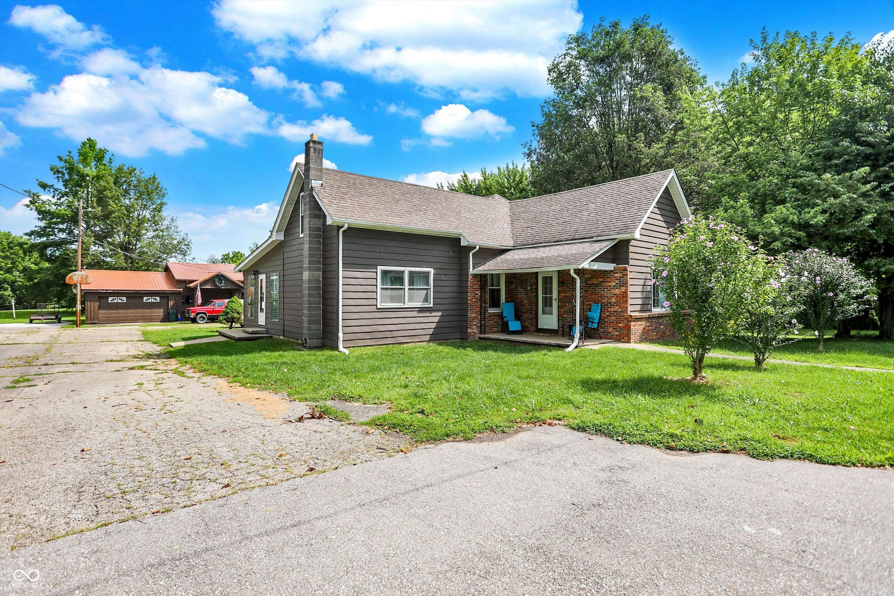 Clayton, IN 46118,196 Crawford ST