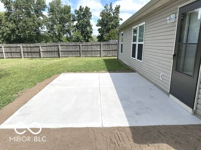 Indianapolis, IN 46239,8220 Spring Wind DR