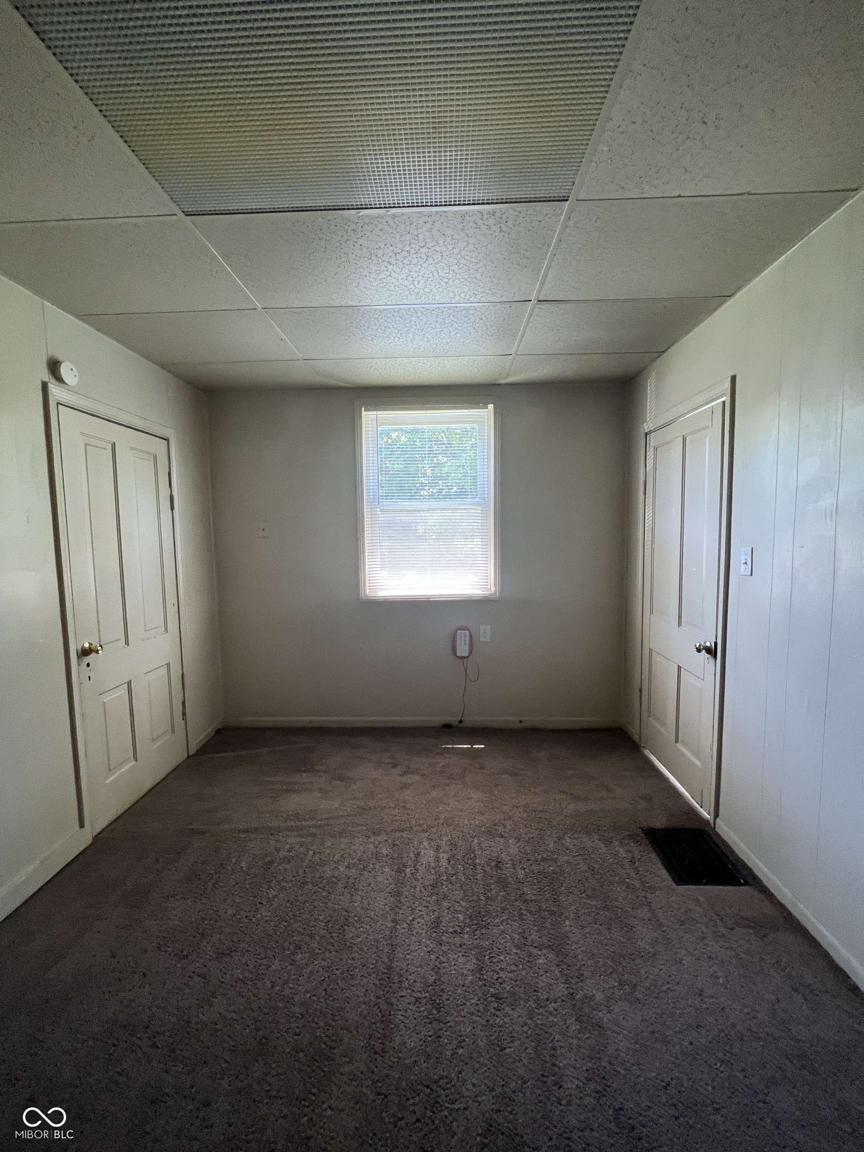Indianapolis, IN 46201,209 N State AVE