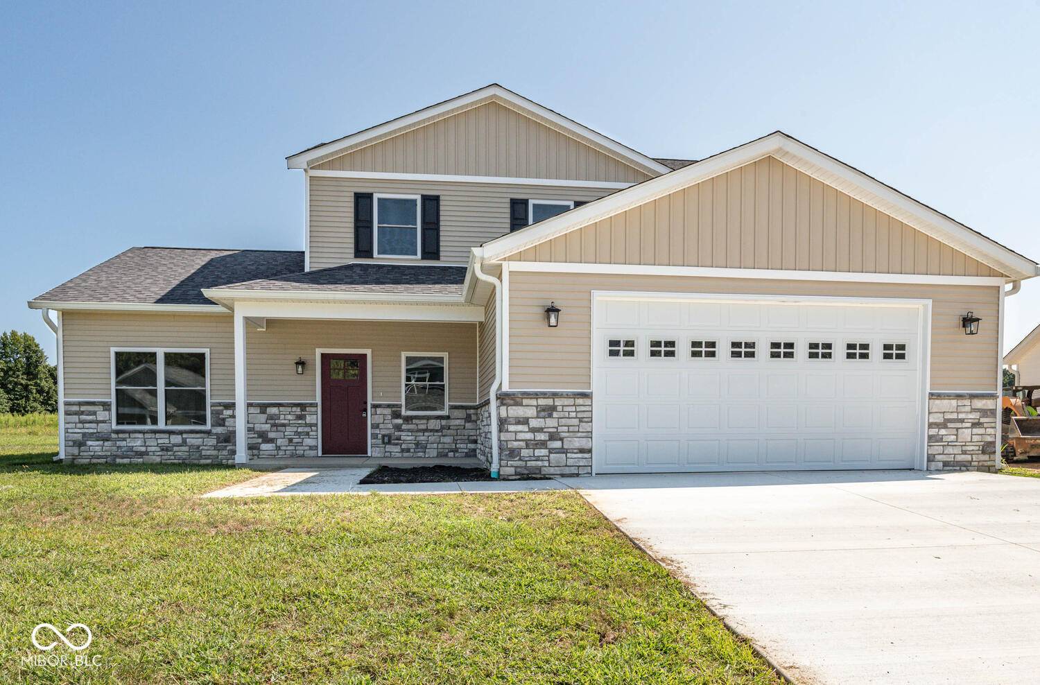 Spencer, IN 47460,606 White Oak RD