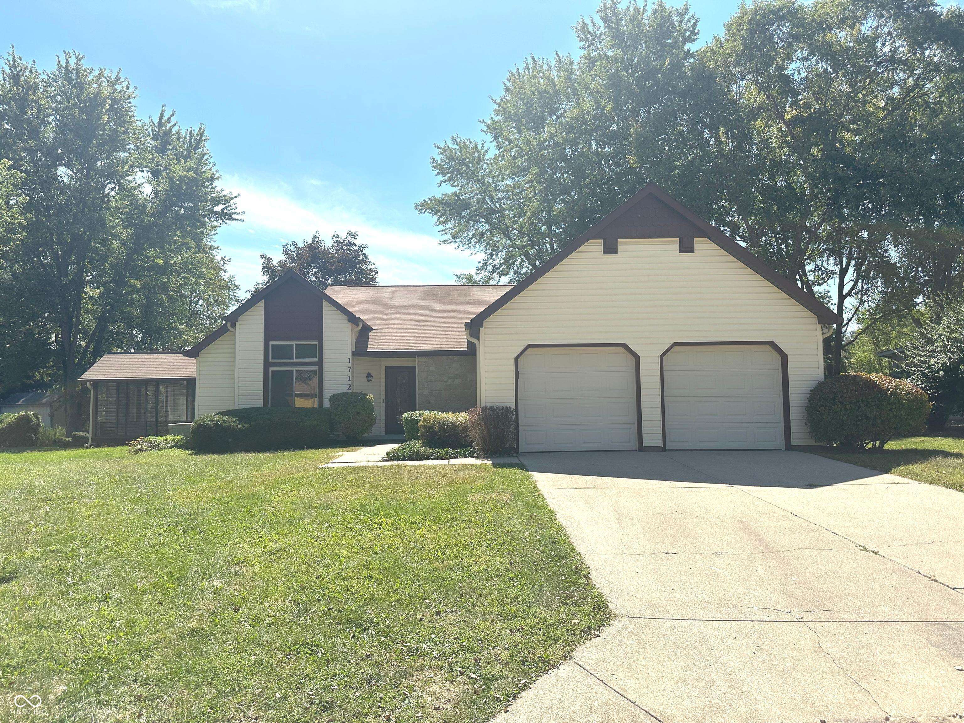 Indianapolis, IN 46214,1712 Sandoval CT