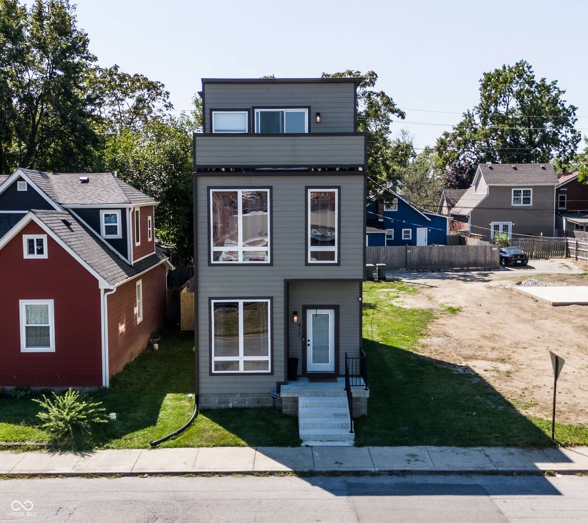 Indianapolis, IN 46225,417 E Morris ST