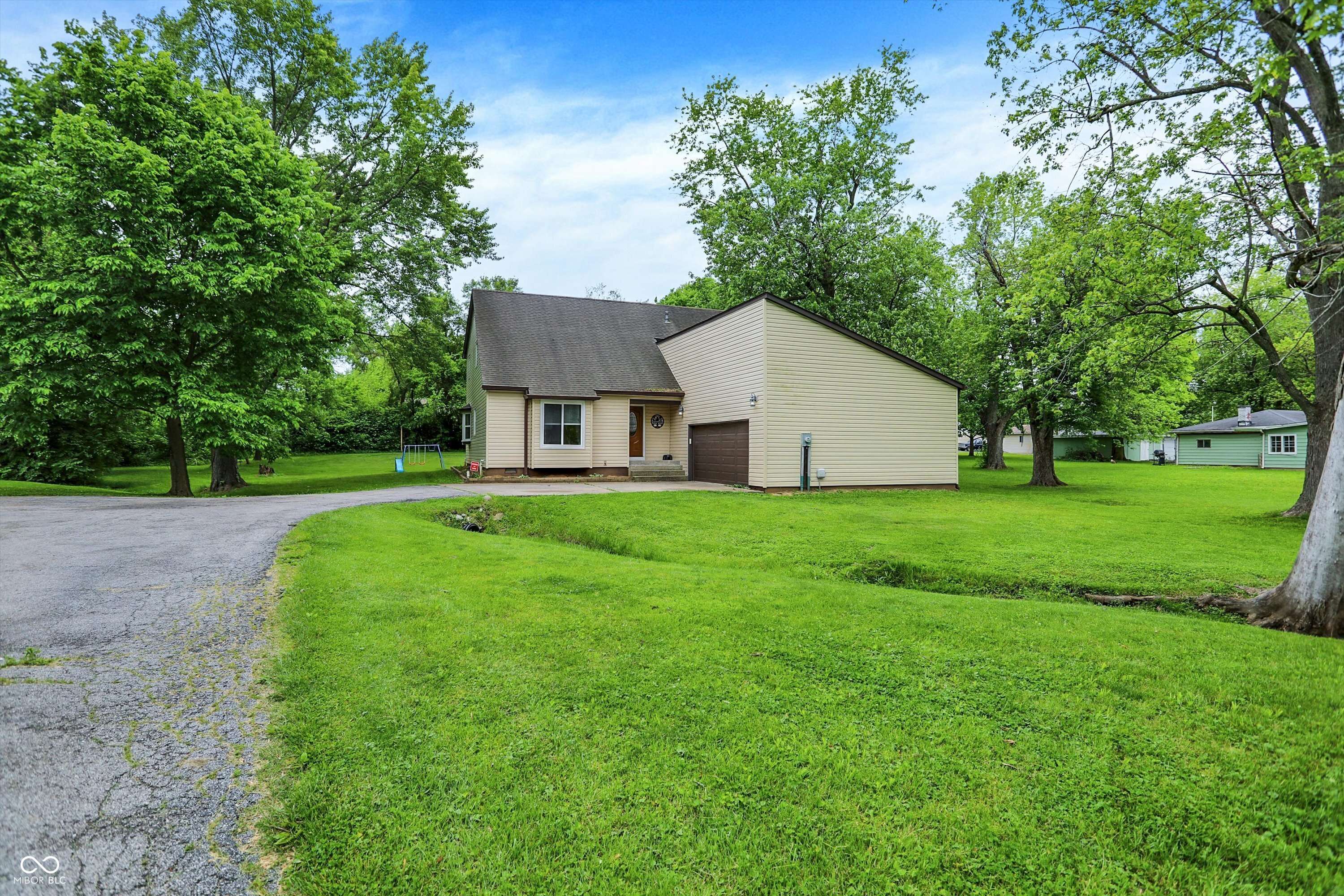 Indianapolis, IN 46227,2747 E Midland RD