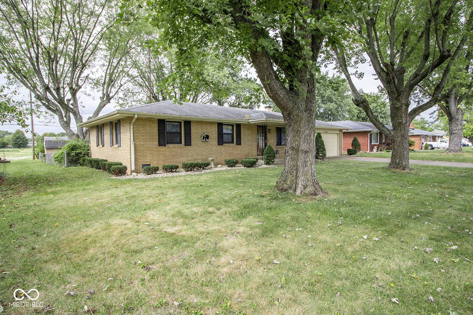 Anderson, IN 46012,113 N Coventry DR