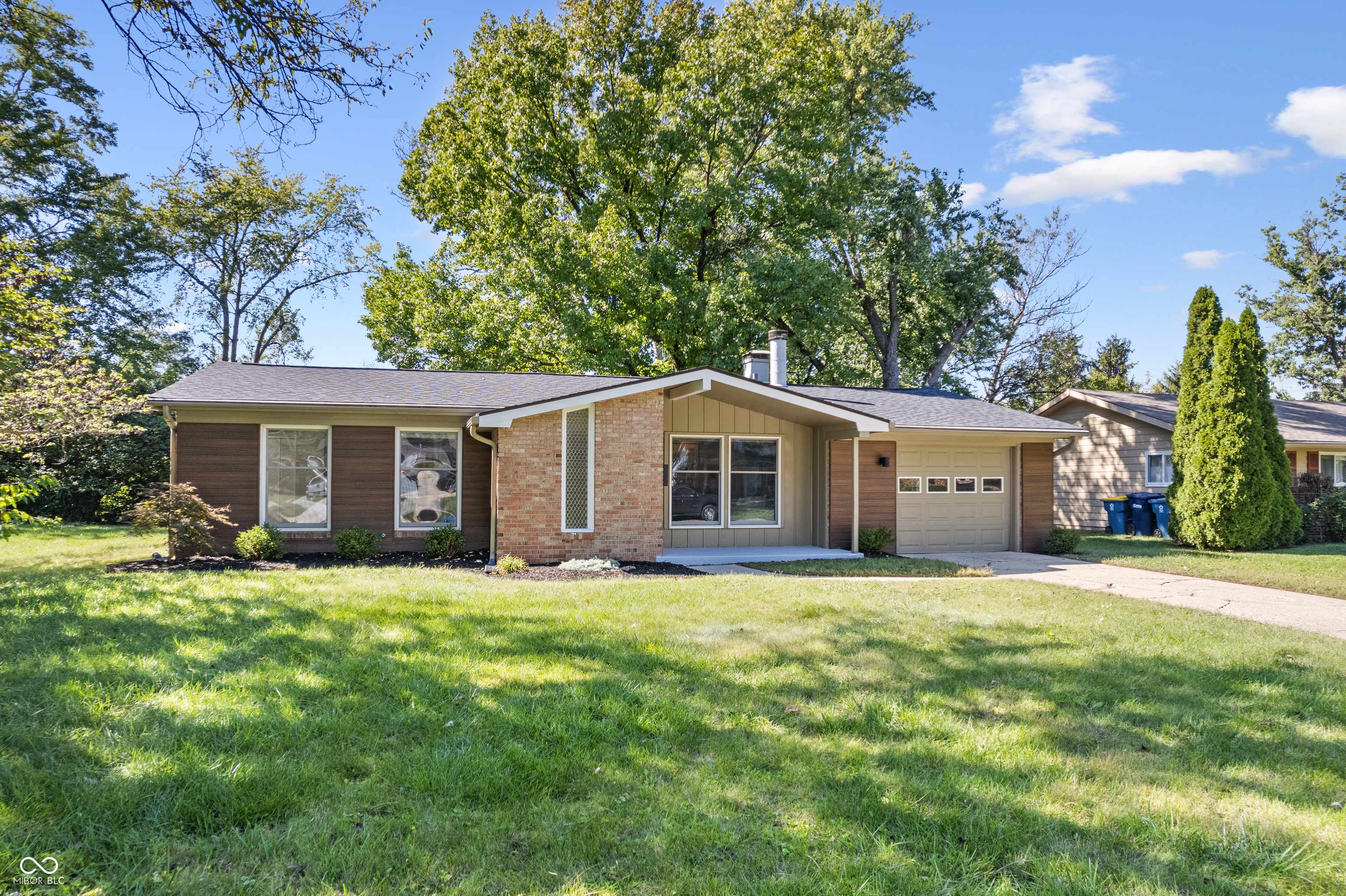 Carmel, IN 46032,142 Lantern LN