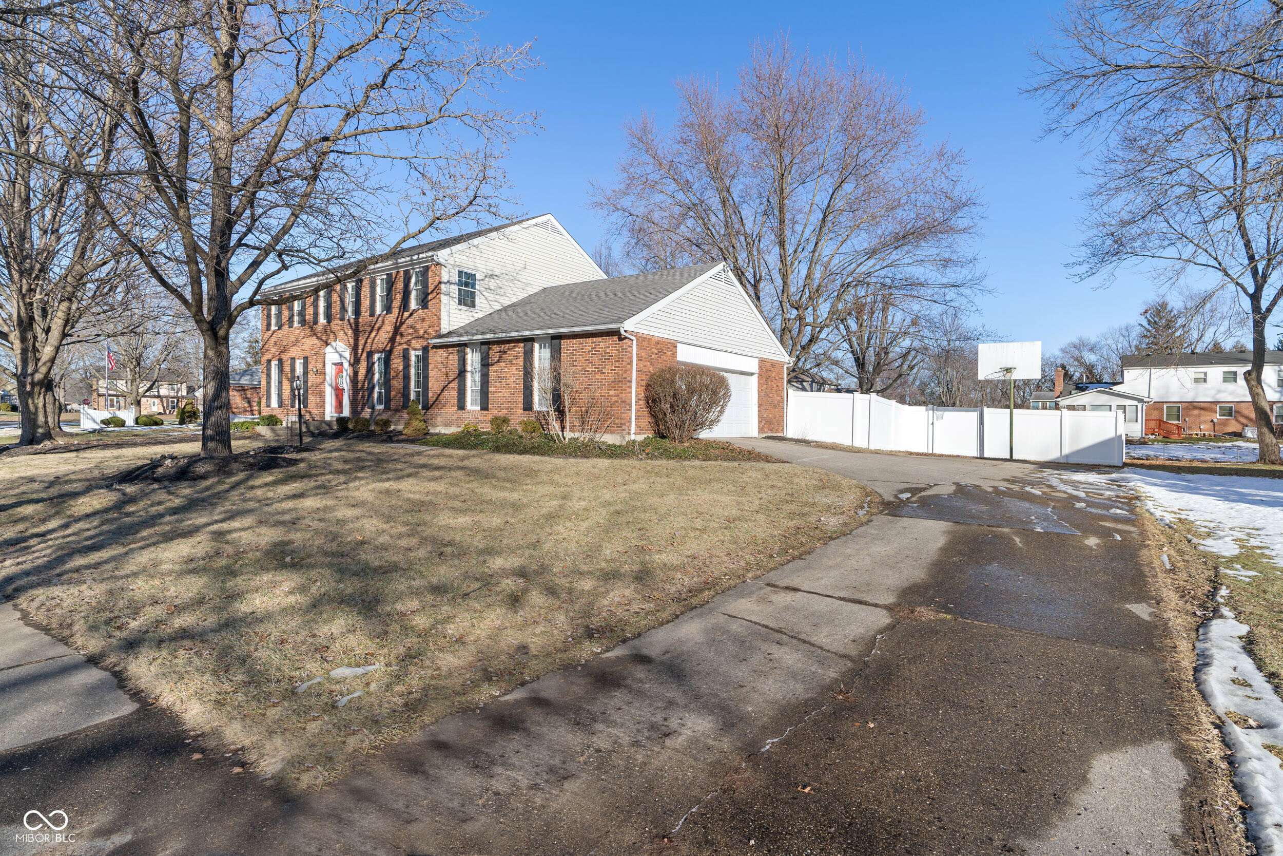 Indianapolis, IN 46256,8313 Scarsdale CT