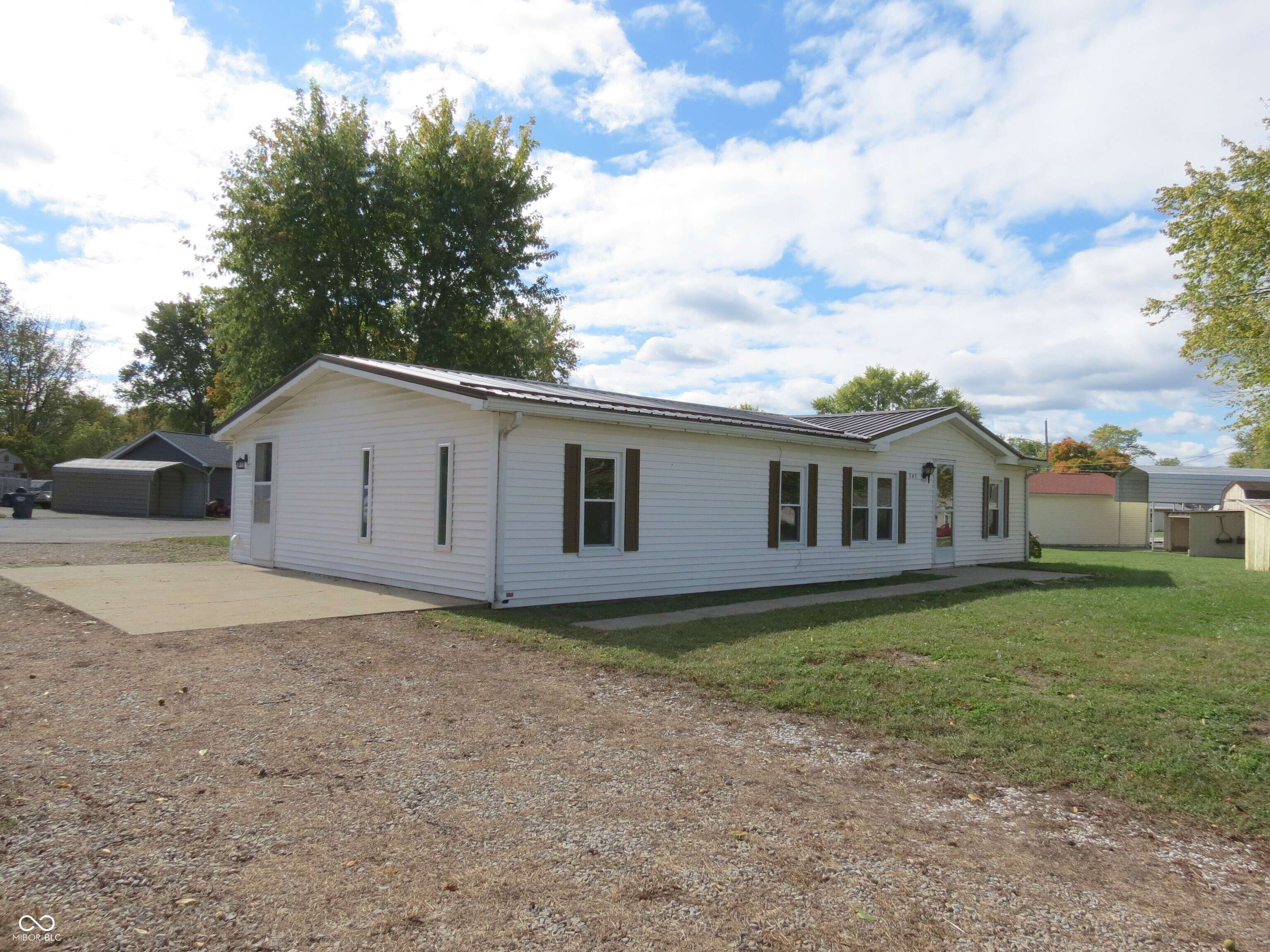 Morgantown, IN 46160,353 E Sycamore ST