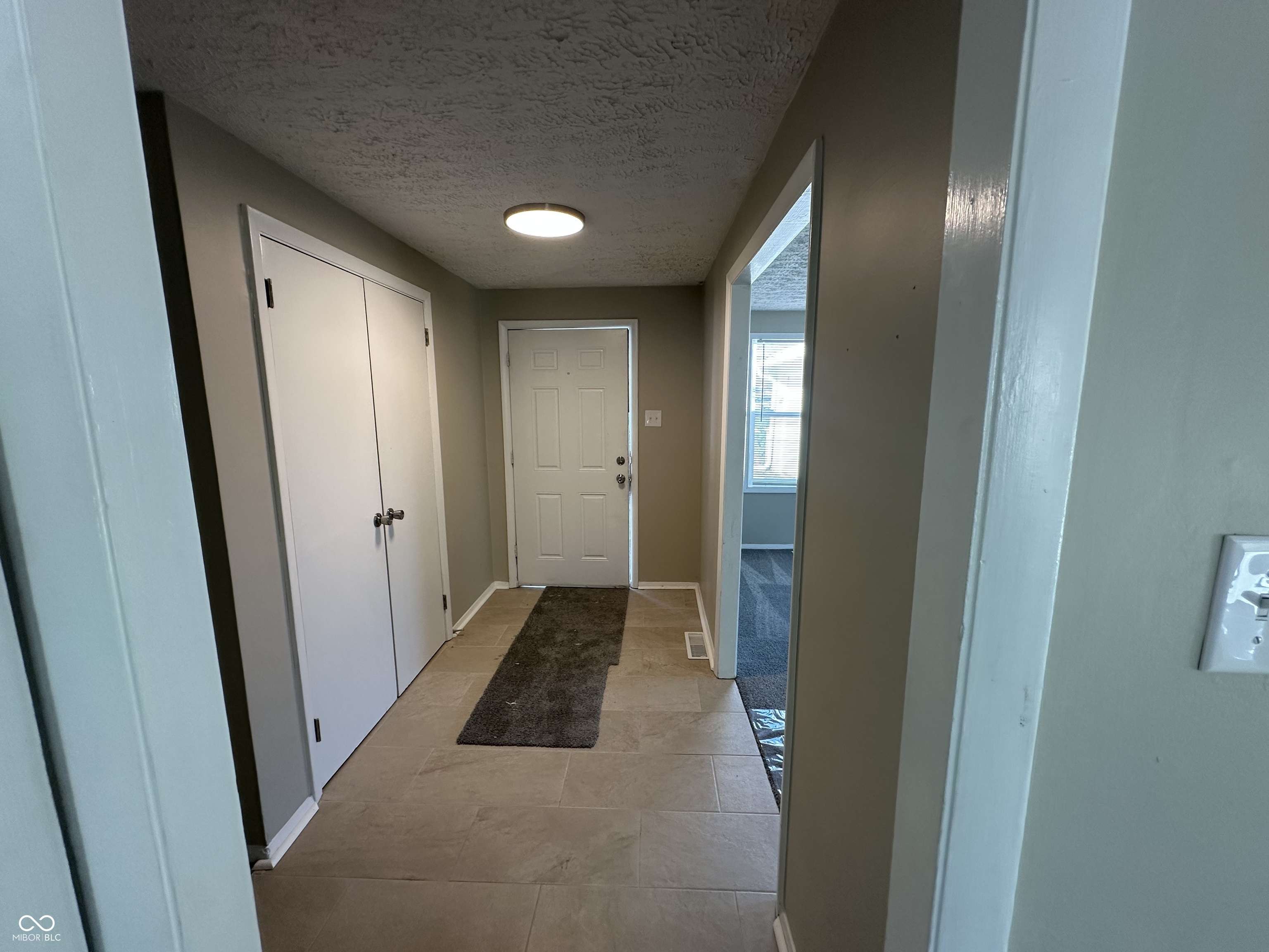 Indianapolis, IN 46229,10341 Rockford CT
