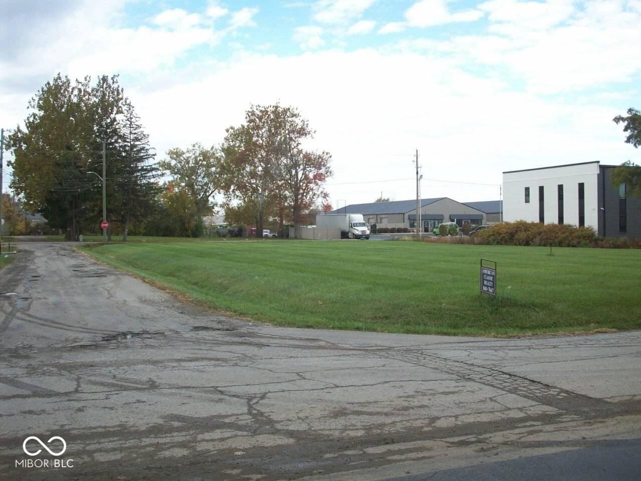 Indianapolis, IN 46250,8099 Castleton RD