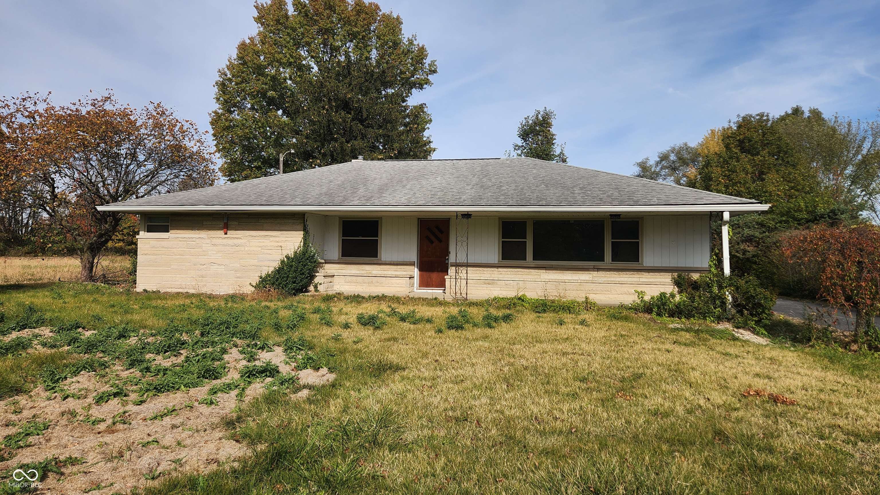 Indianapolis, IN 46217,2620 Wicker RD