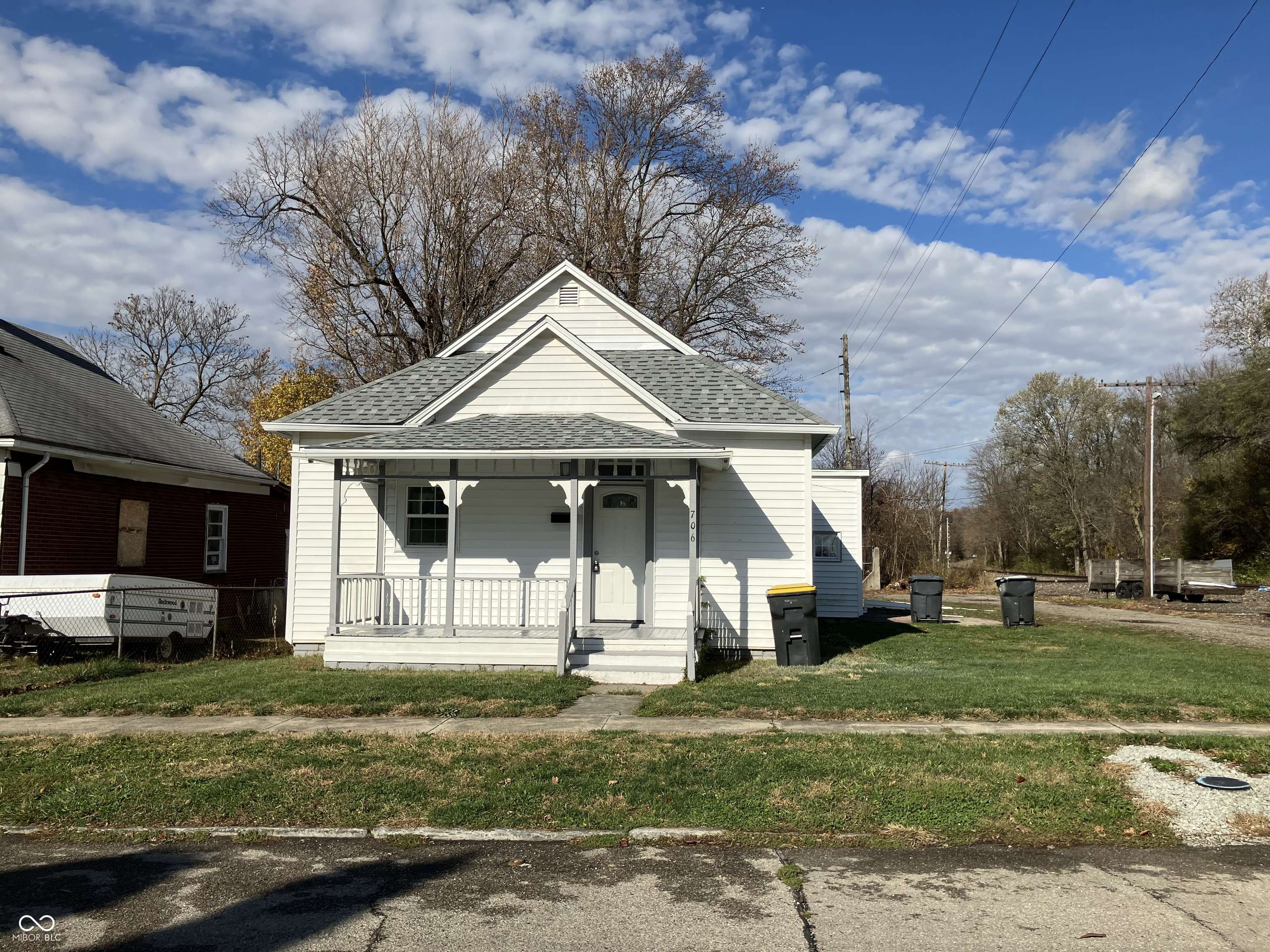 Anderson, IN 46016,706 W 2nd ST