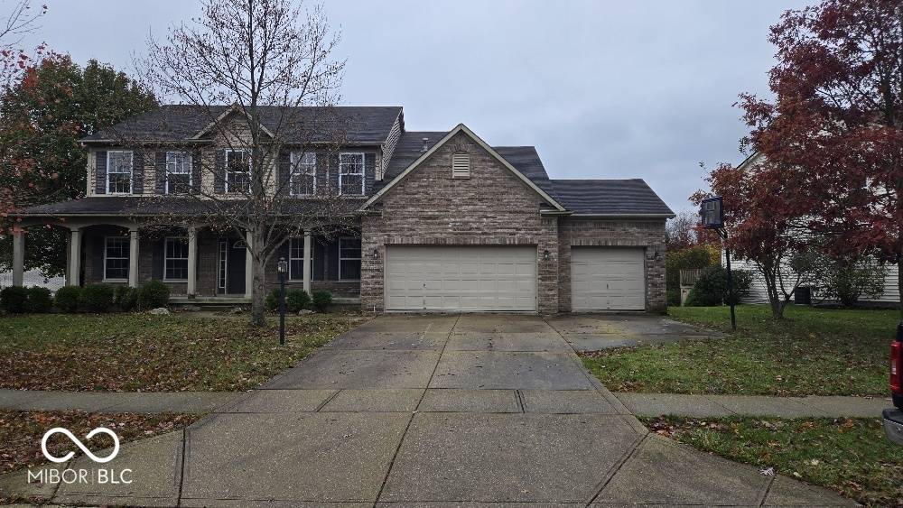 Indianapolis, IN 46278,8235 Thorn Bend DR