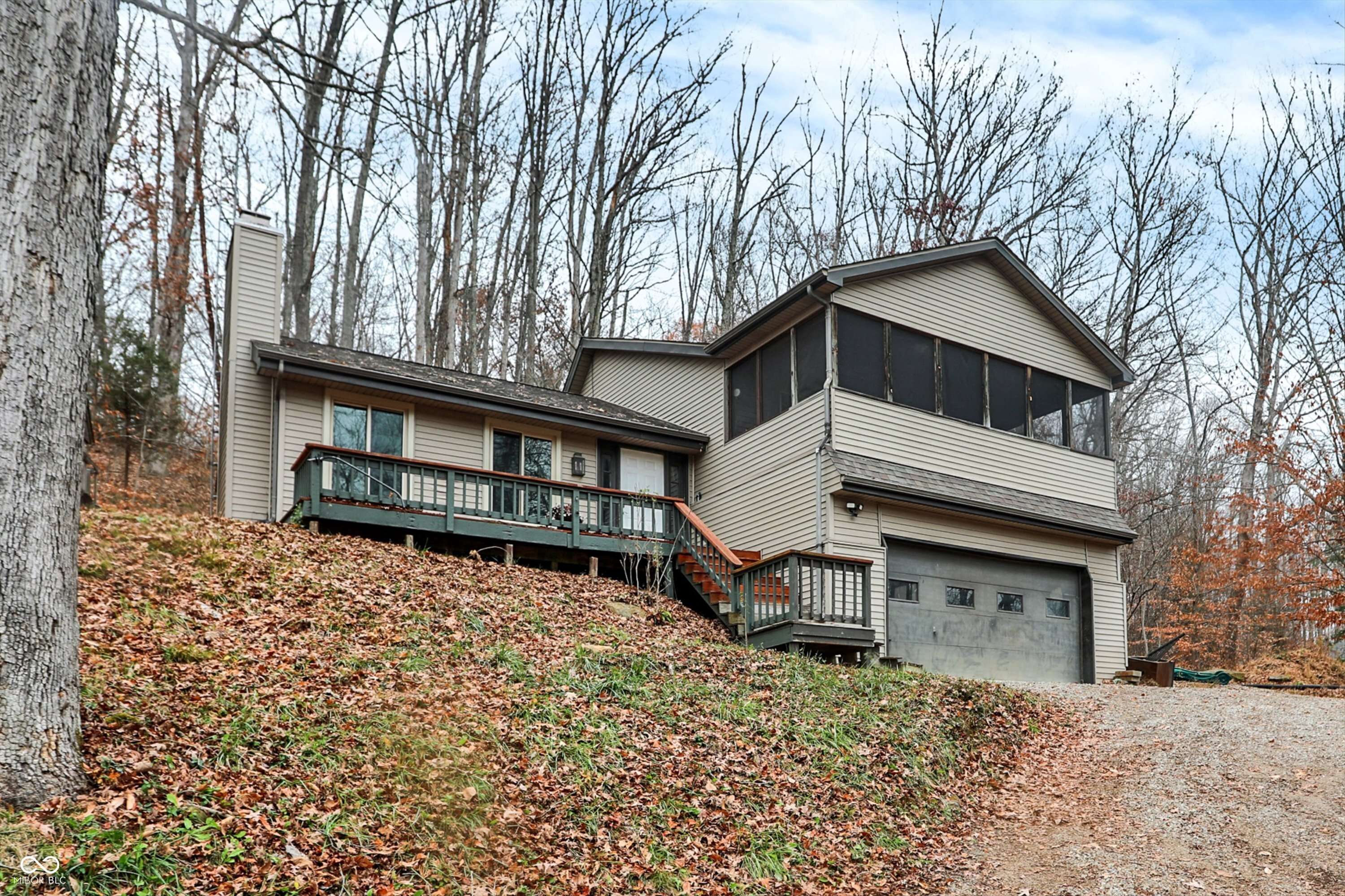 Columbus, IN 47201,13832 W Old Nashville RD