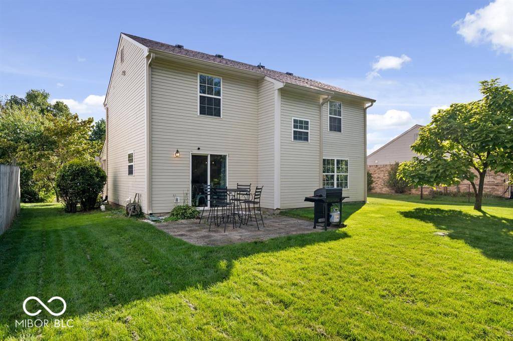 Westfield, IN 46074,404 E Pine Ridge DR