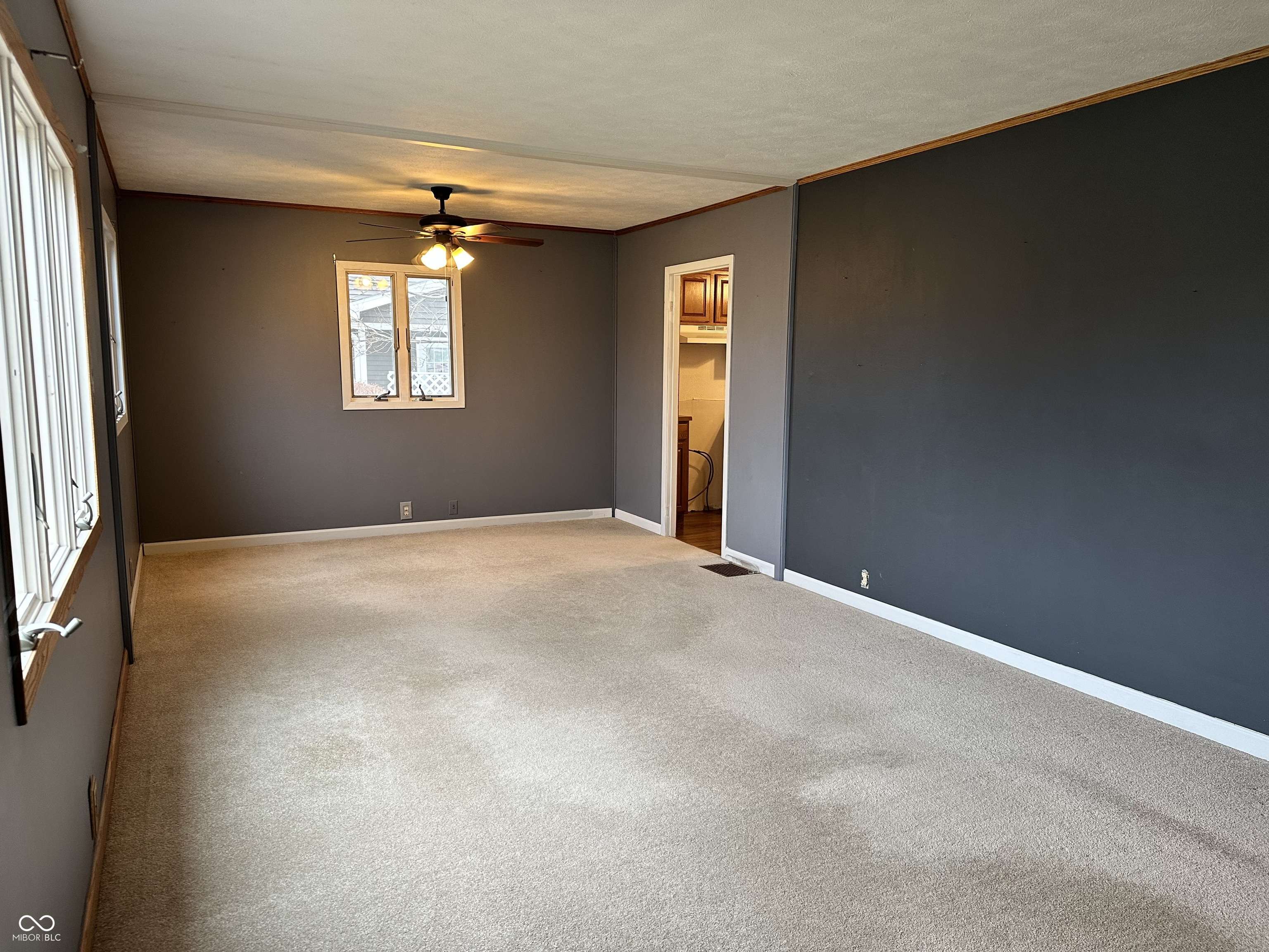 Linden, IN 47955,115 E Walnut ST