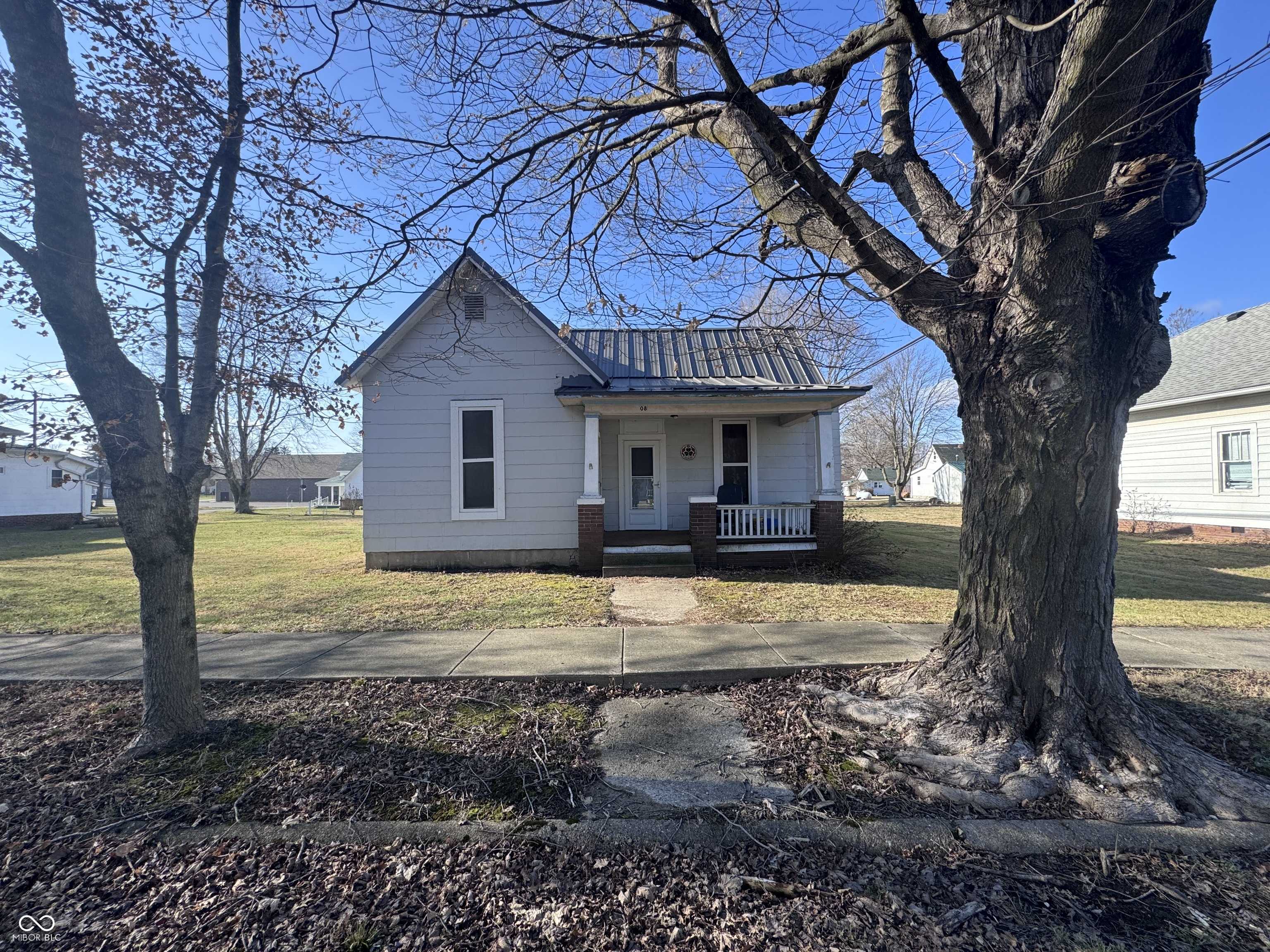 Roachdale, IN 46172,8 N Main ST