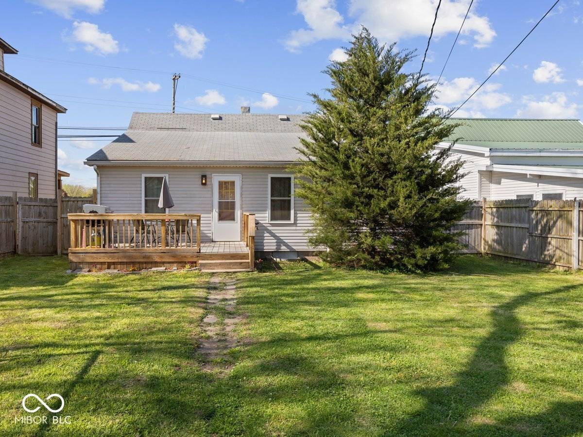 Shelbyville, IN 46176,619 Fair AVE