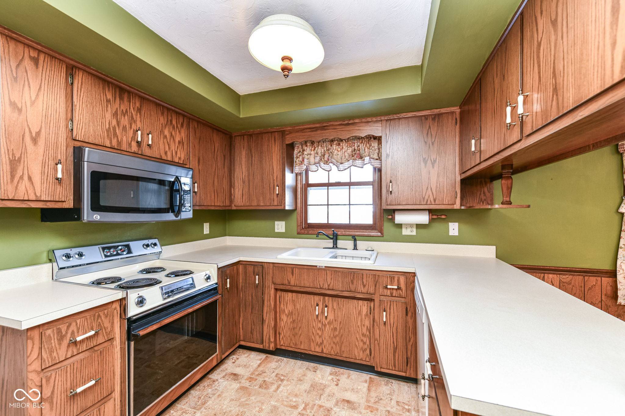 Anderson, IN 46011,3226 W 8th ST