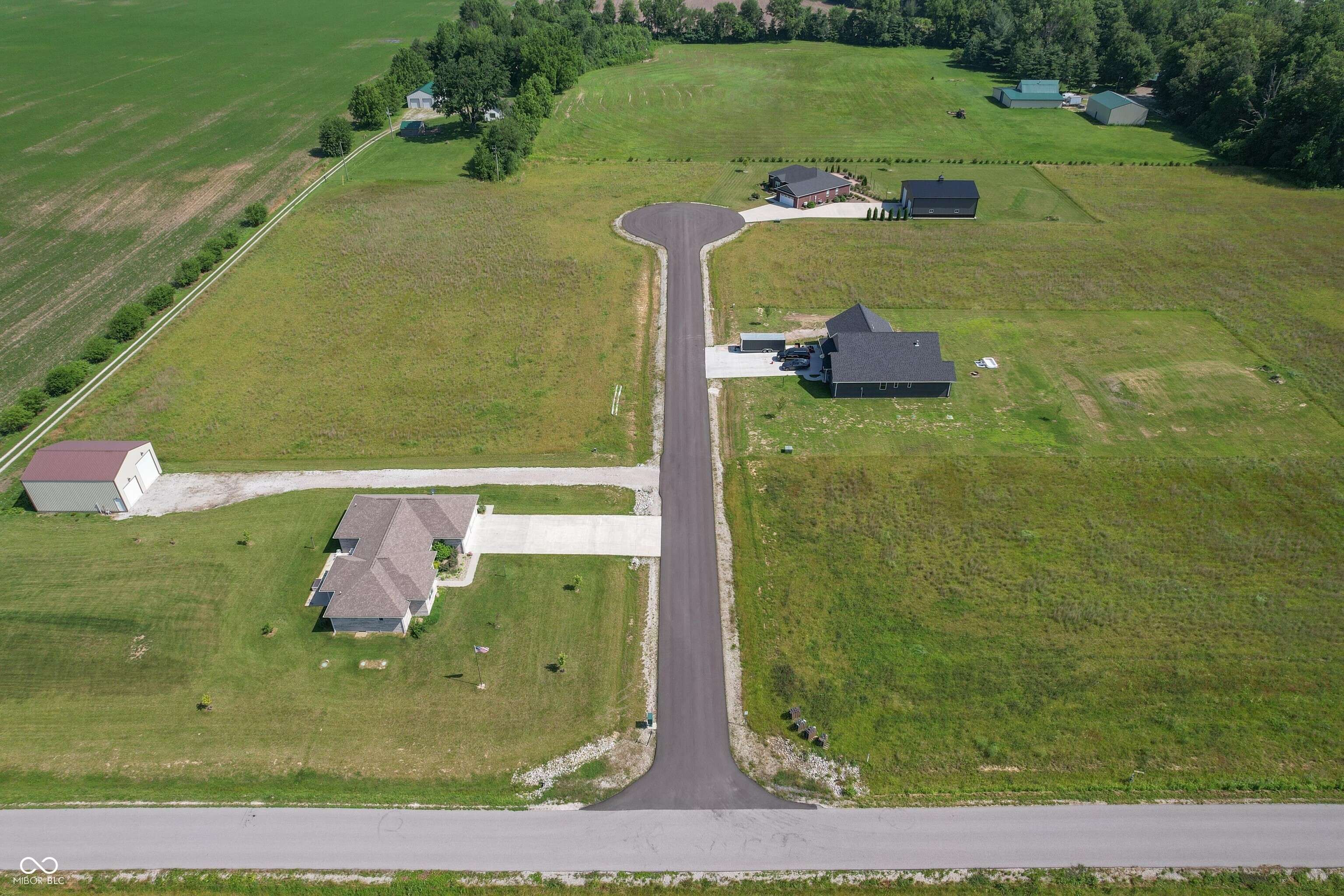 Seymour, IN 47274,10301 Shamrock CT