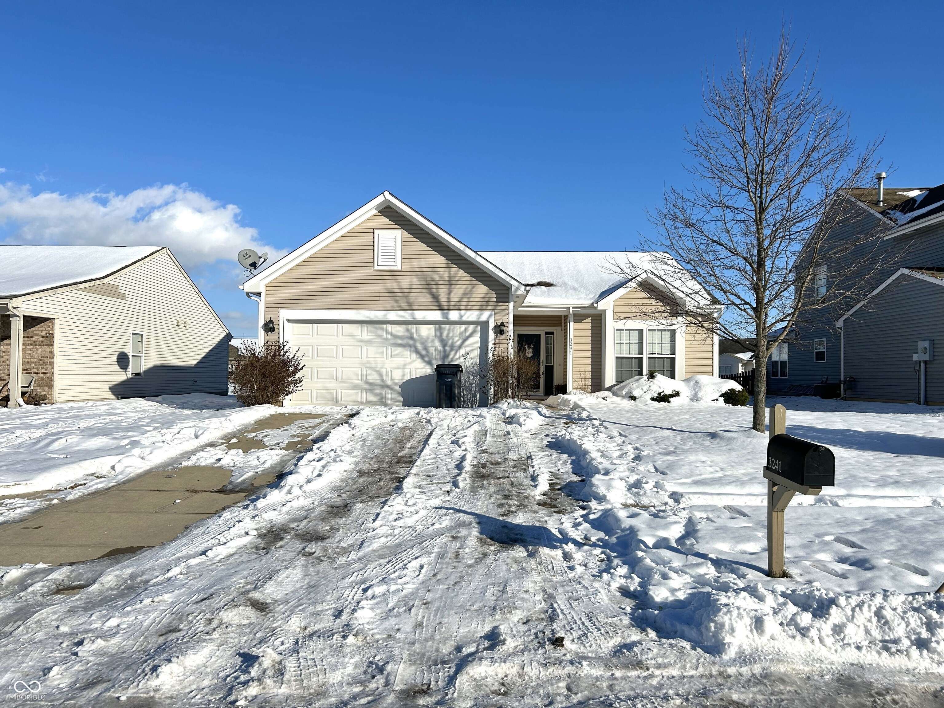 Whiteland, IN 46184,3241 Bristlecone CT