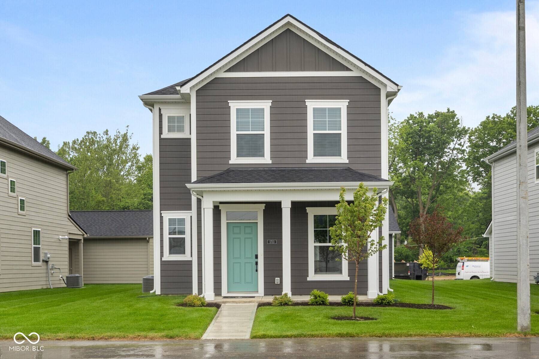Indianapolis, IN 46240,1713 Real ST