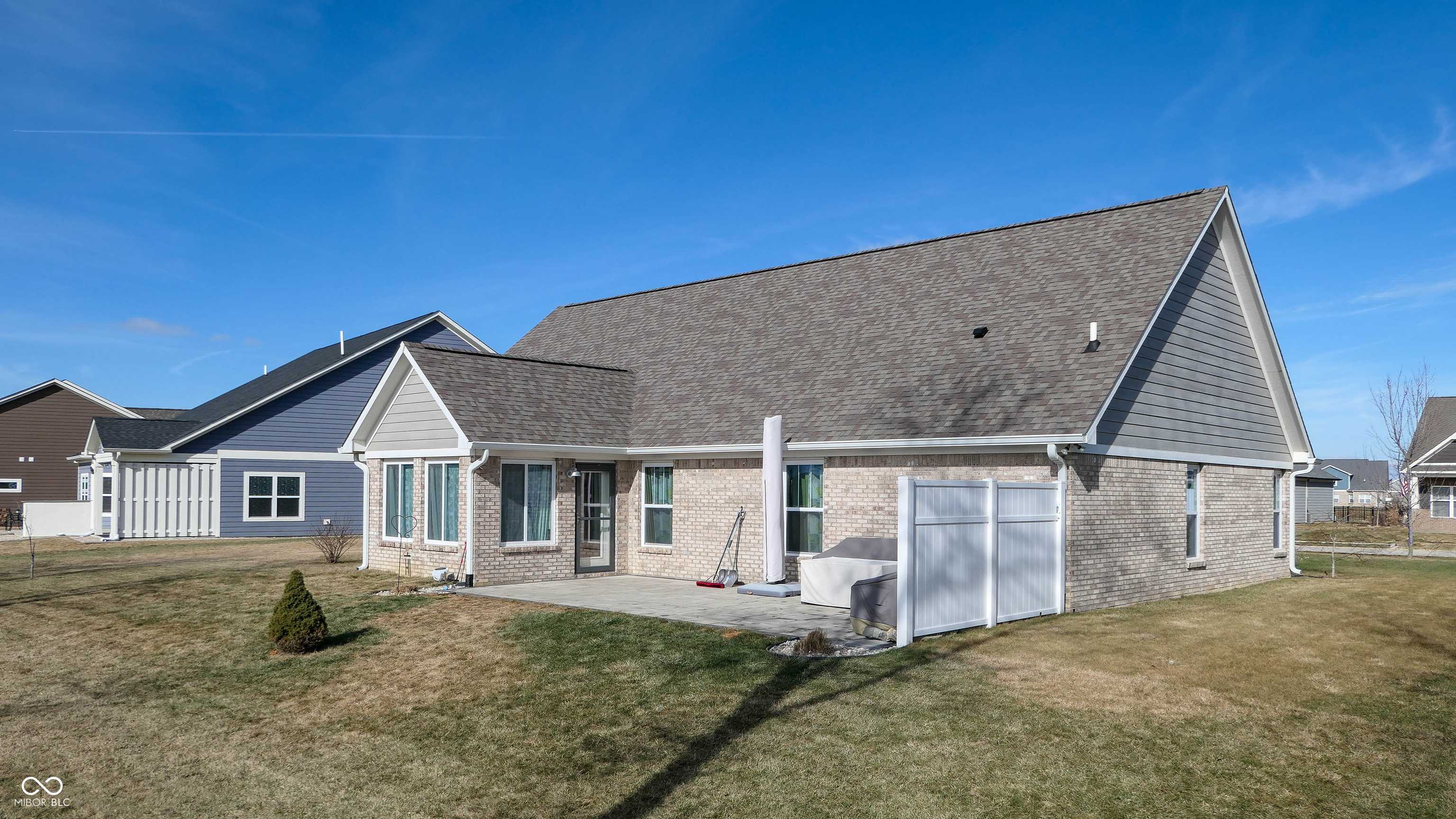 New Palestine, IN 46163,4667 W Meadows LN