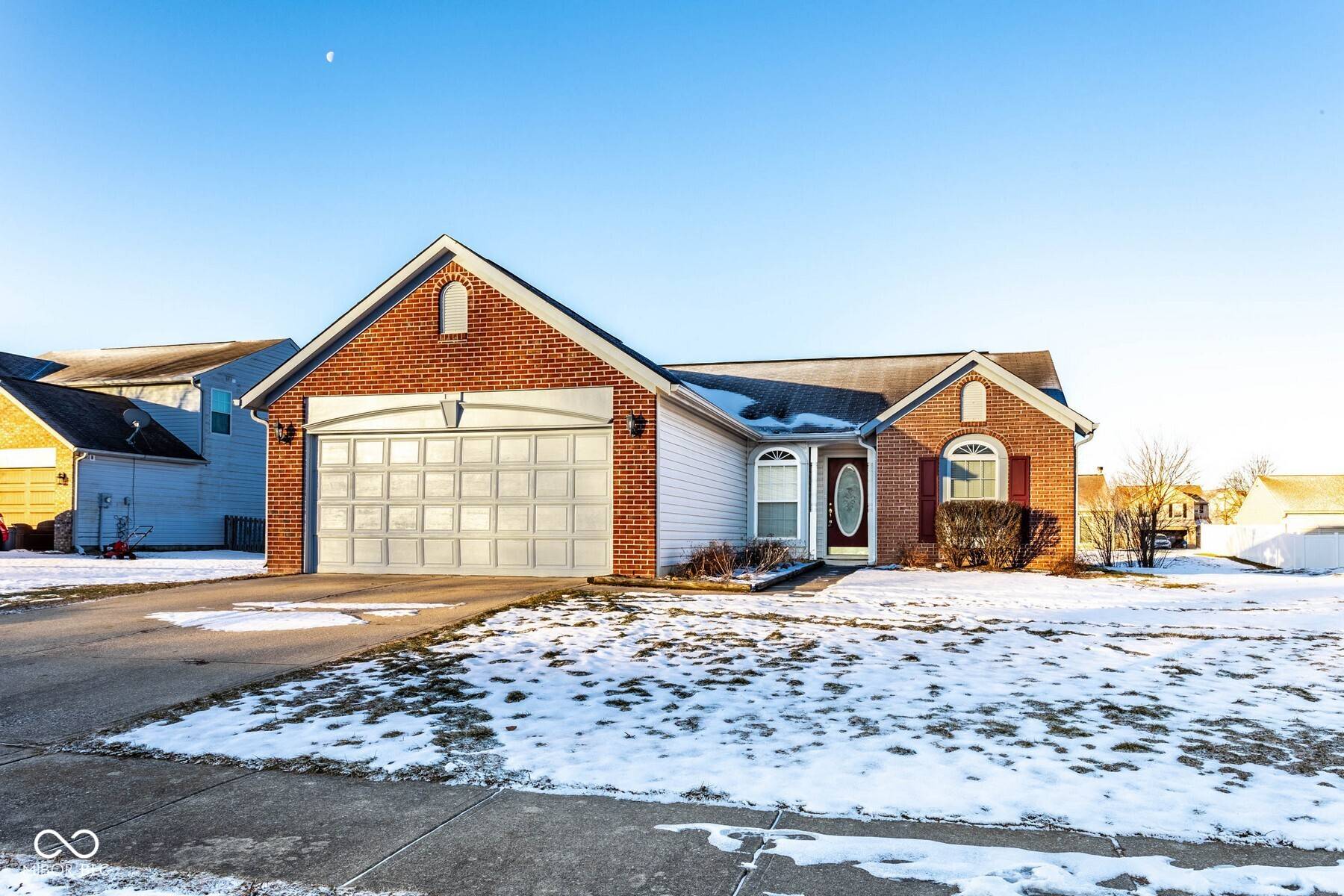 Avon, IN 46123,1292 Bearsden CIR