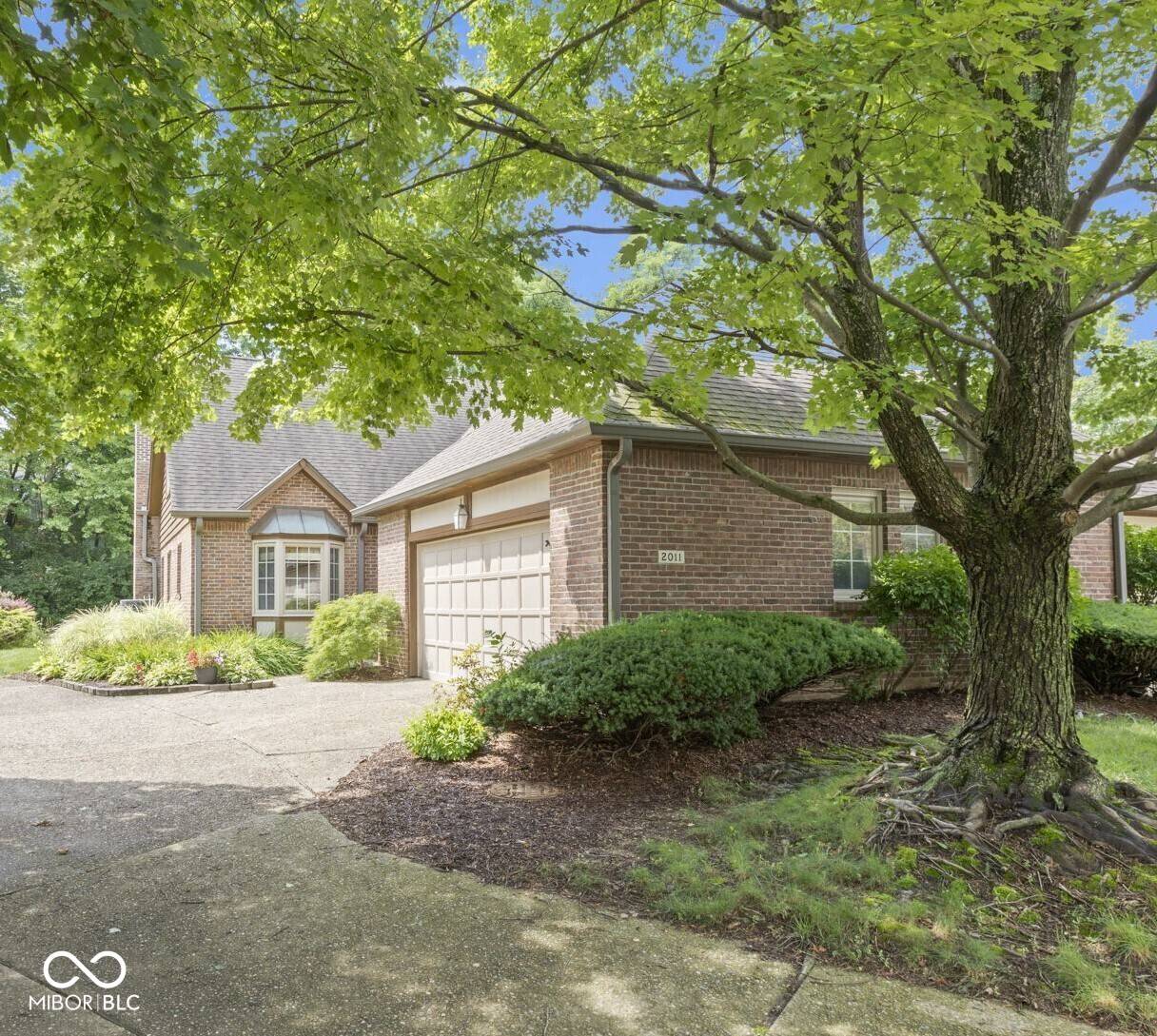 Indianapolis, IN 46228,2011 Oldfields Cir S DR