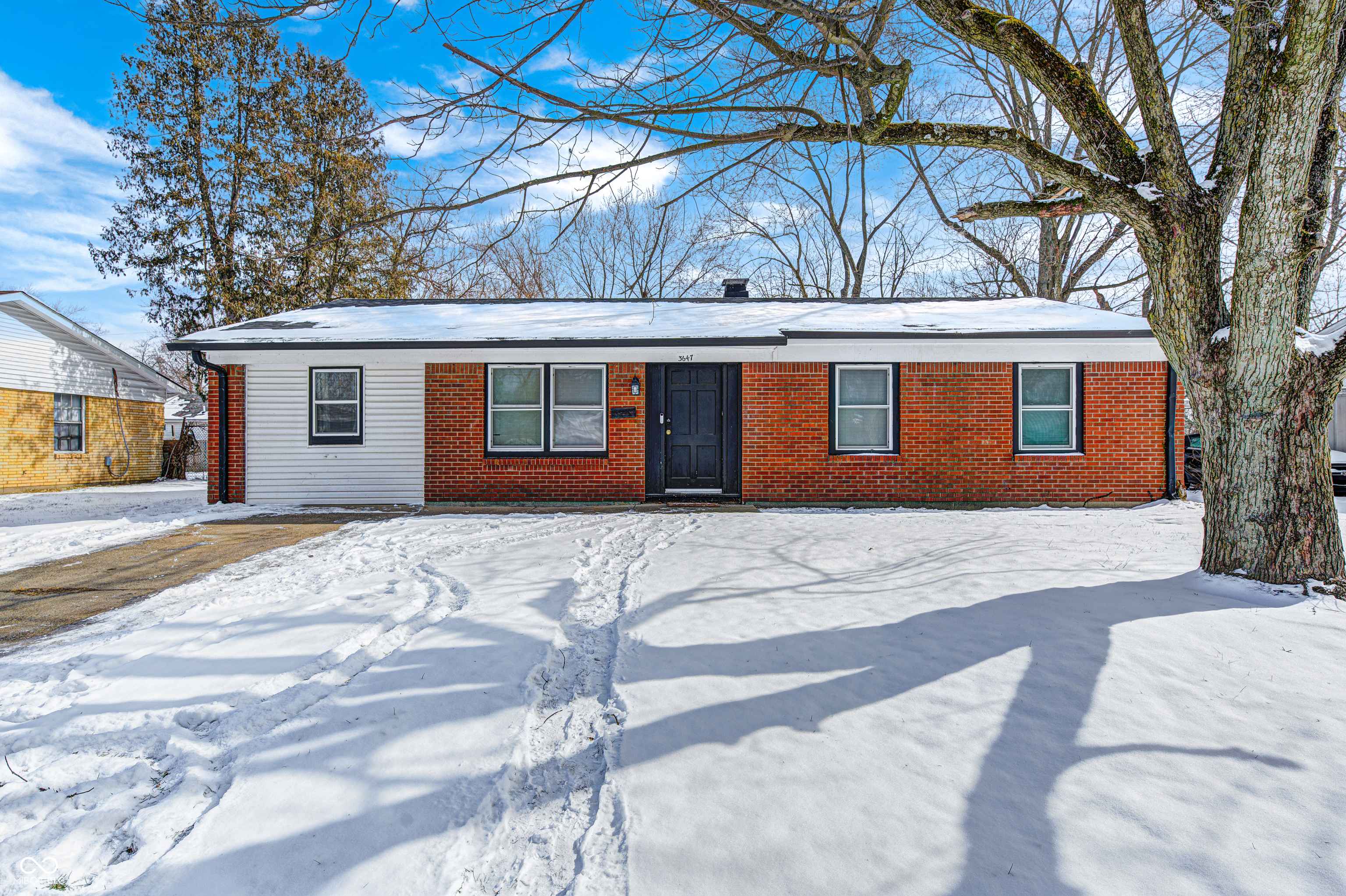 Indianapolis, IN 46226,3647 Richelieu RD