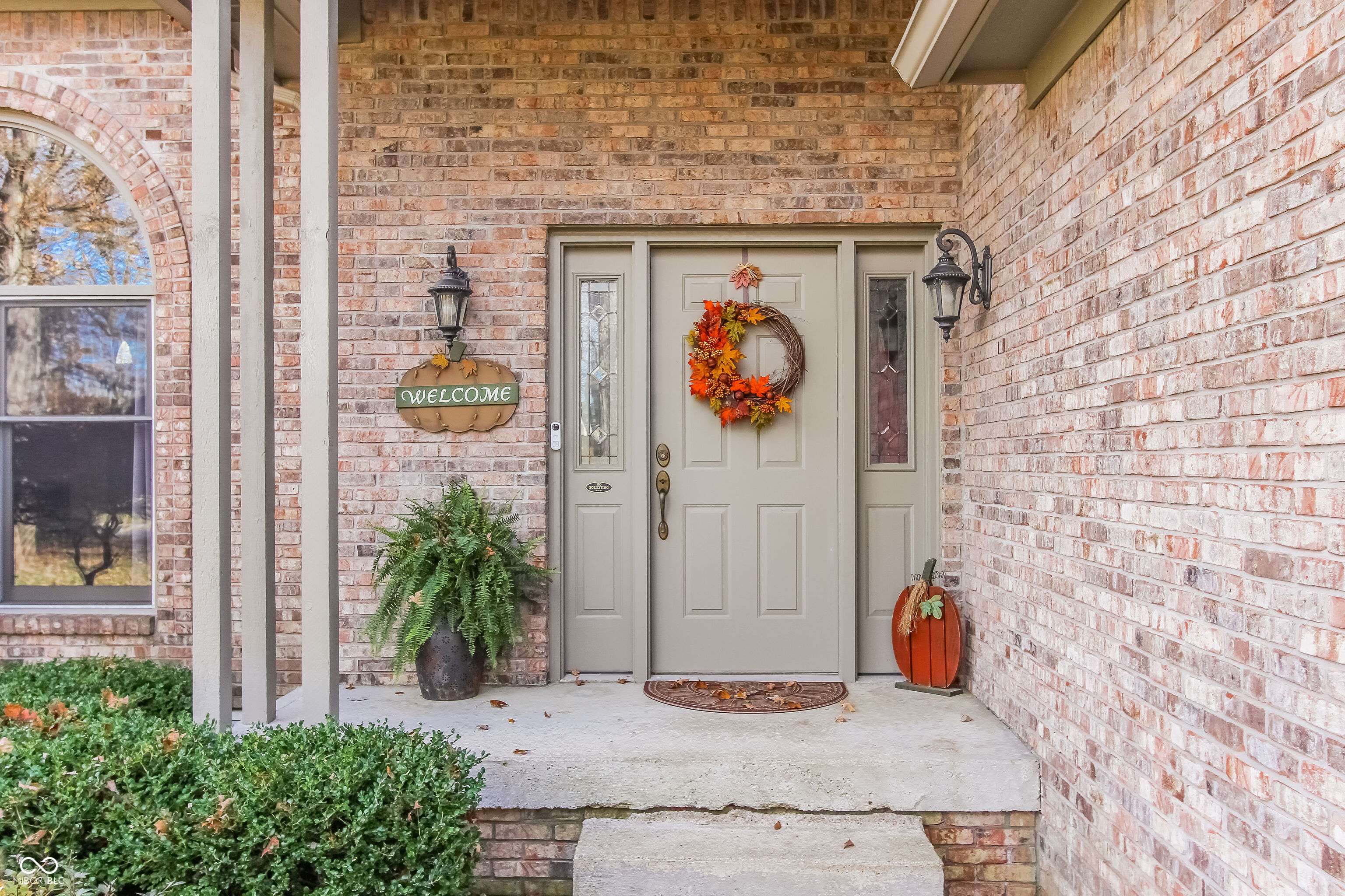 New Palestine, IN 46163,3819 S Village DR
