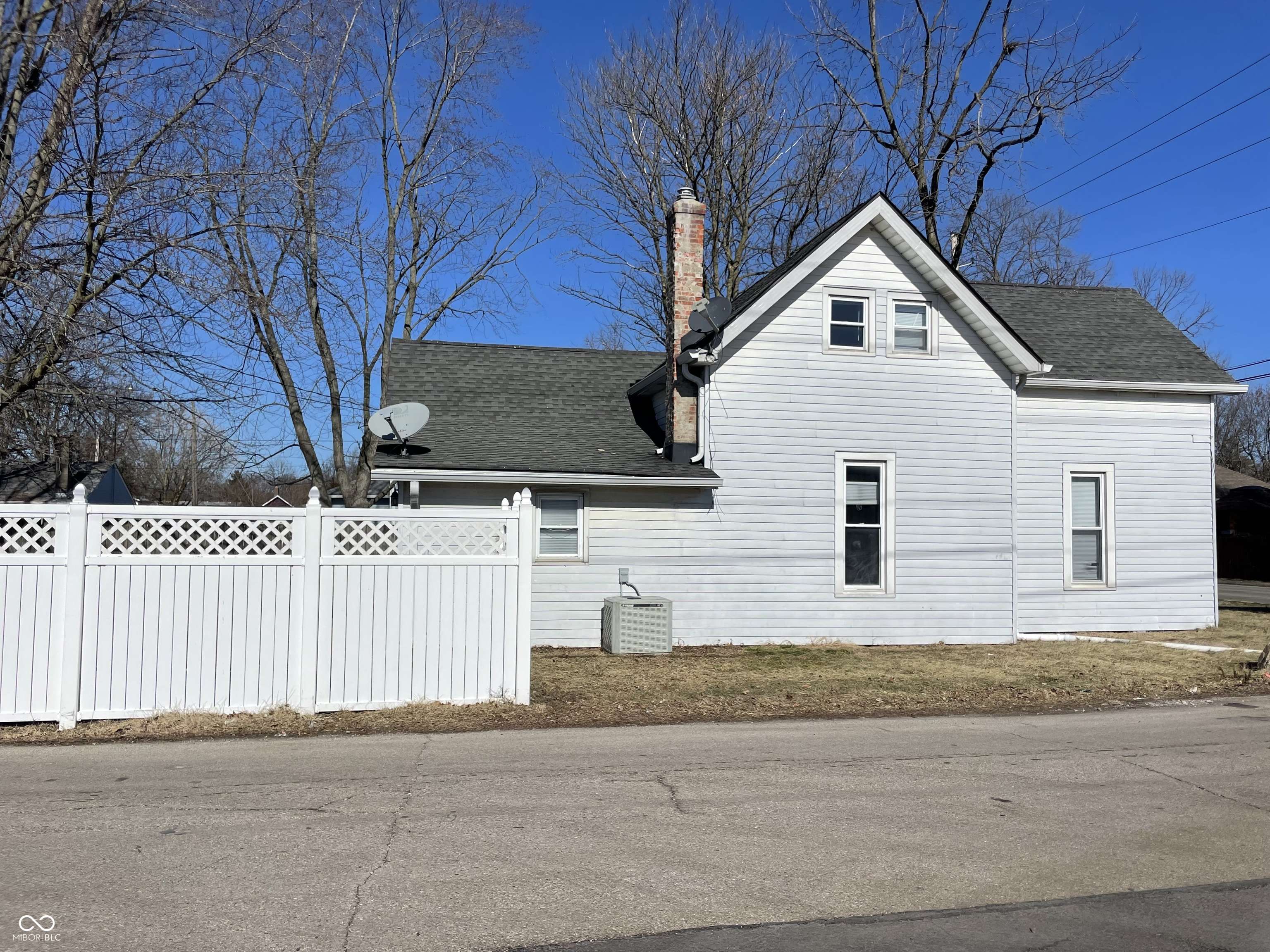 Indianapolis, IN 46229,30 N Muessing ST