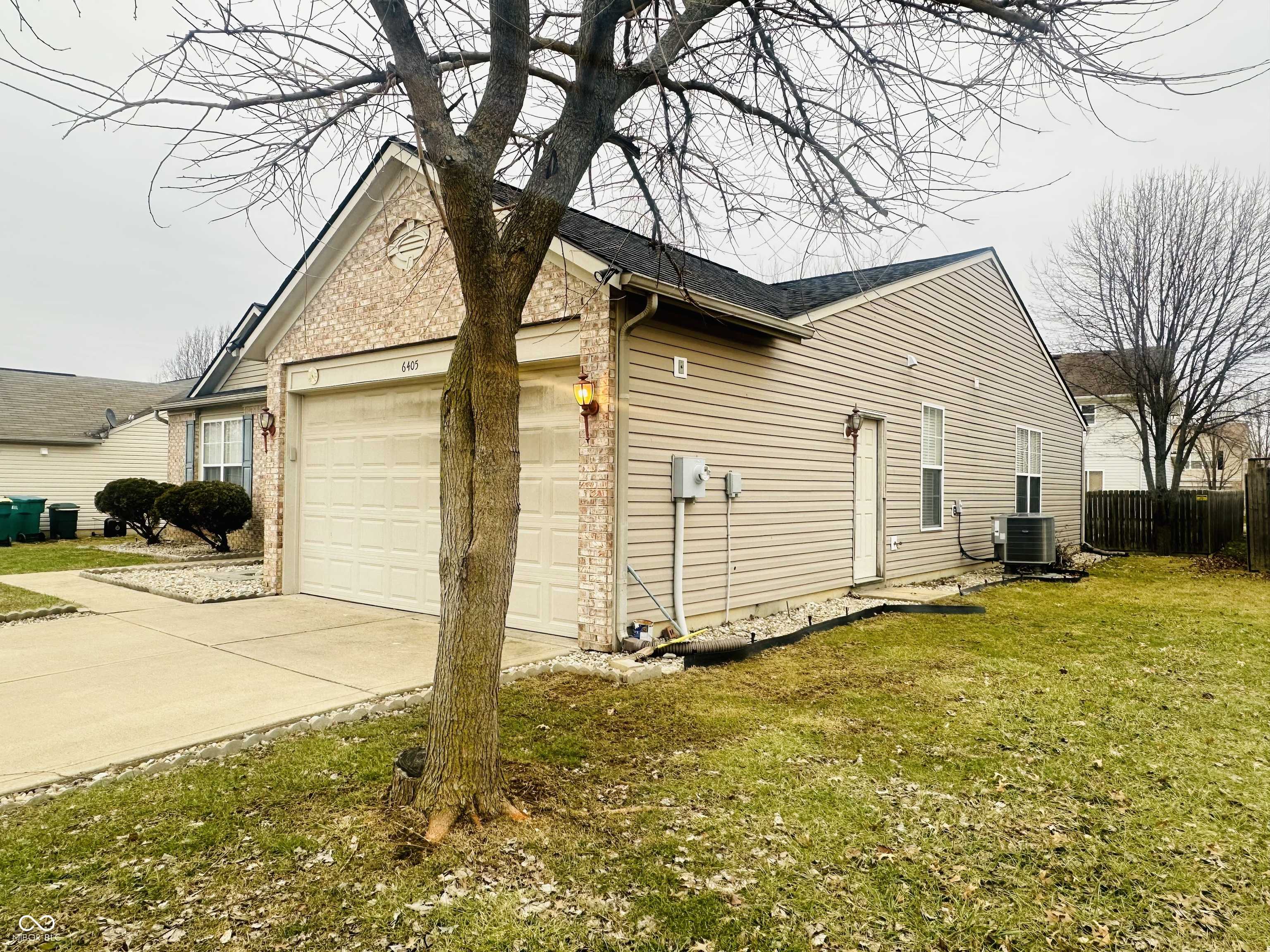 Plainfield, IN 46168,6405 Oyster Key LN