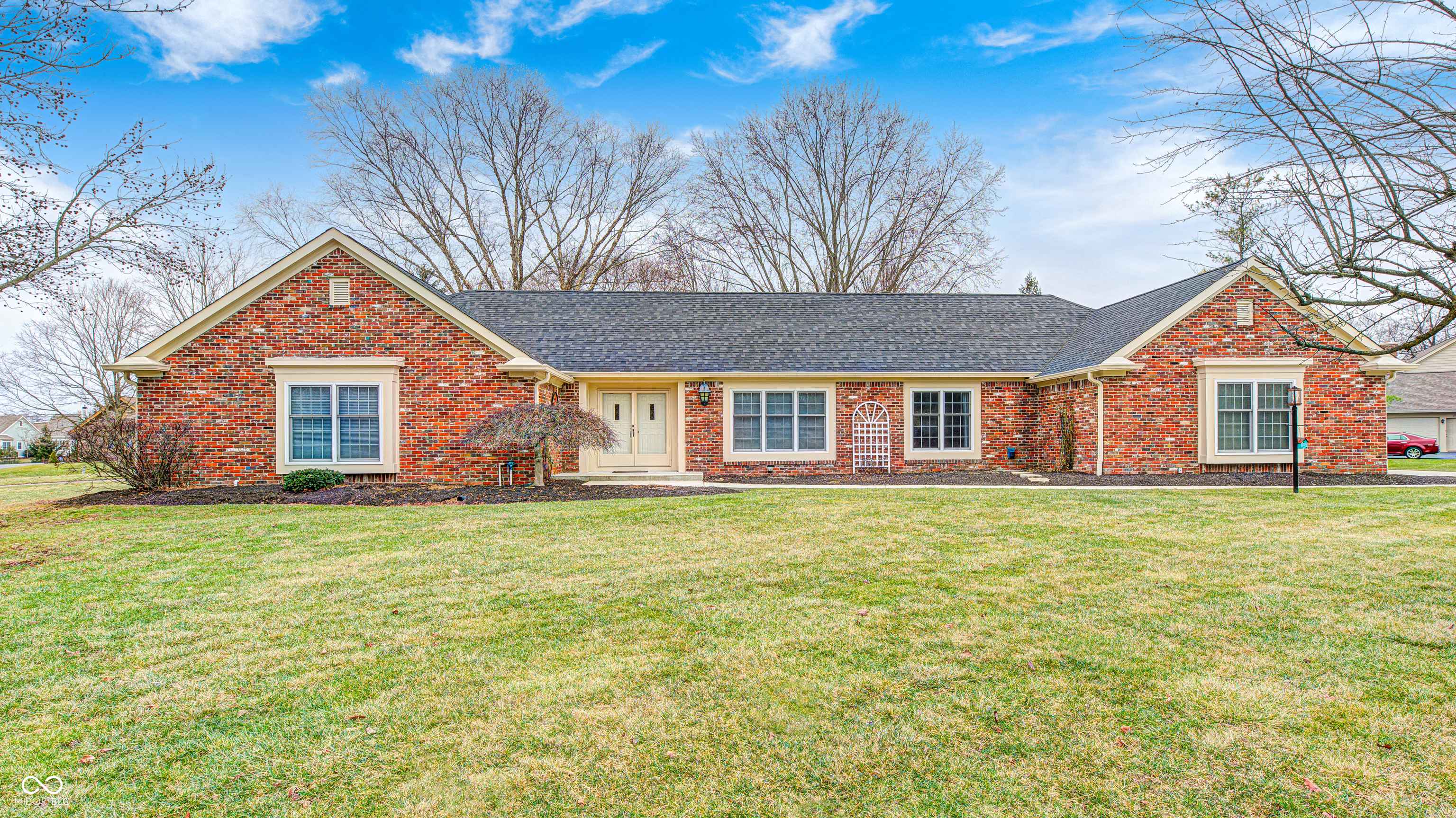 Zionsville, IN 46077,295 Camden DR