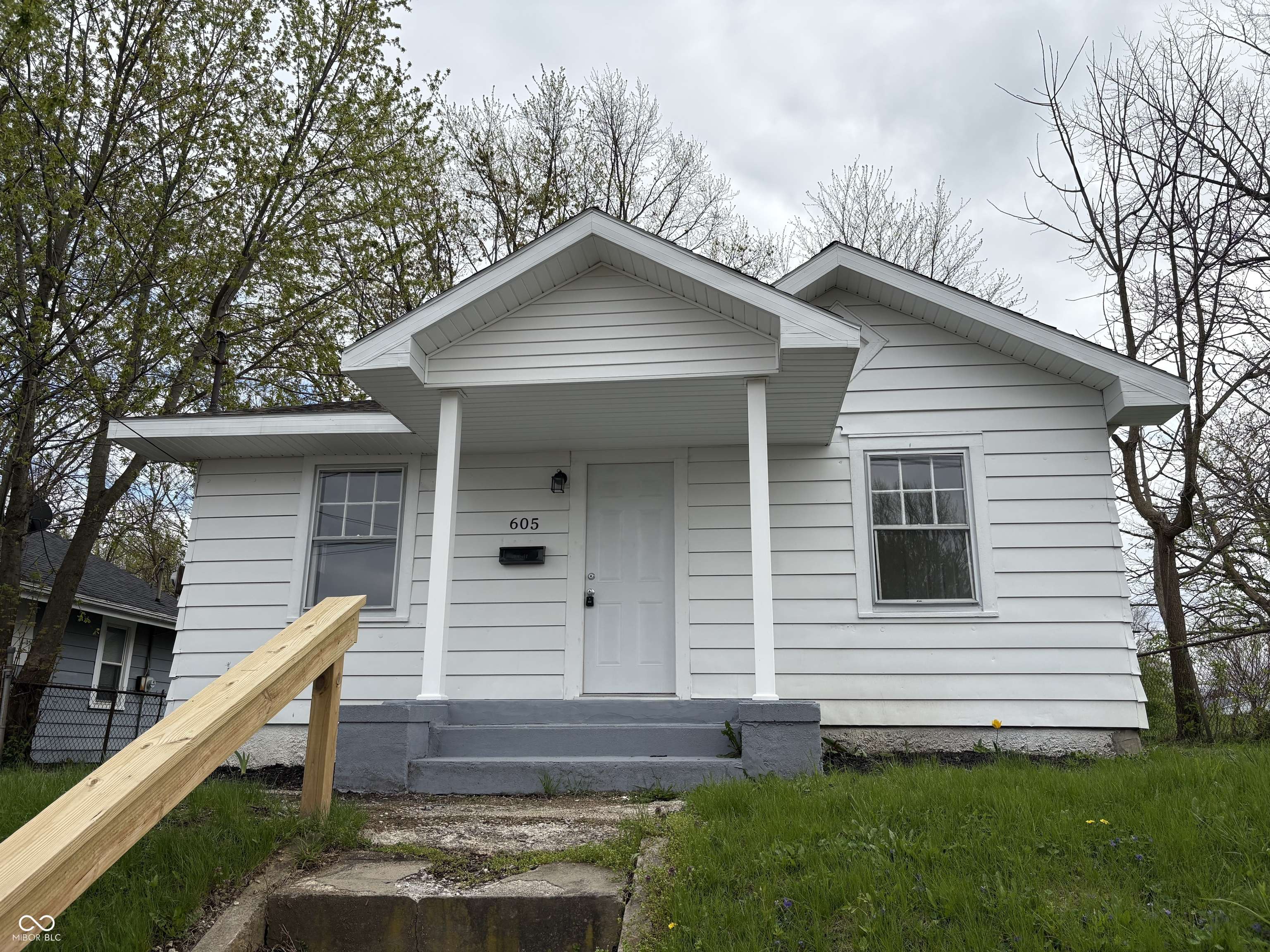 Muncie, IN 47302,605 W 10th ST