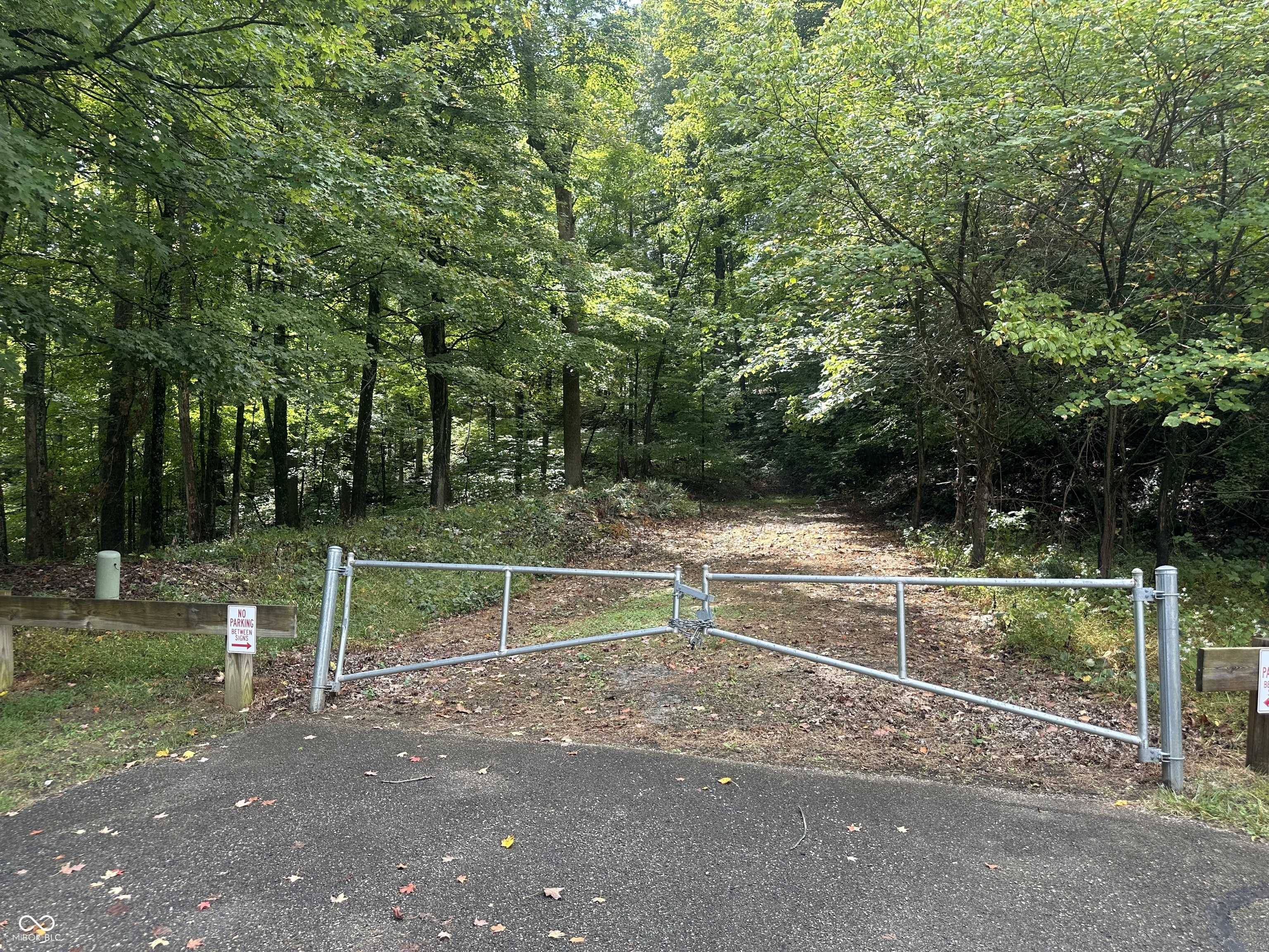Martinsville, IN 46151,2665 N Country Club RD