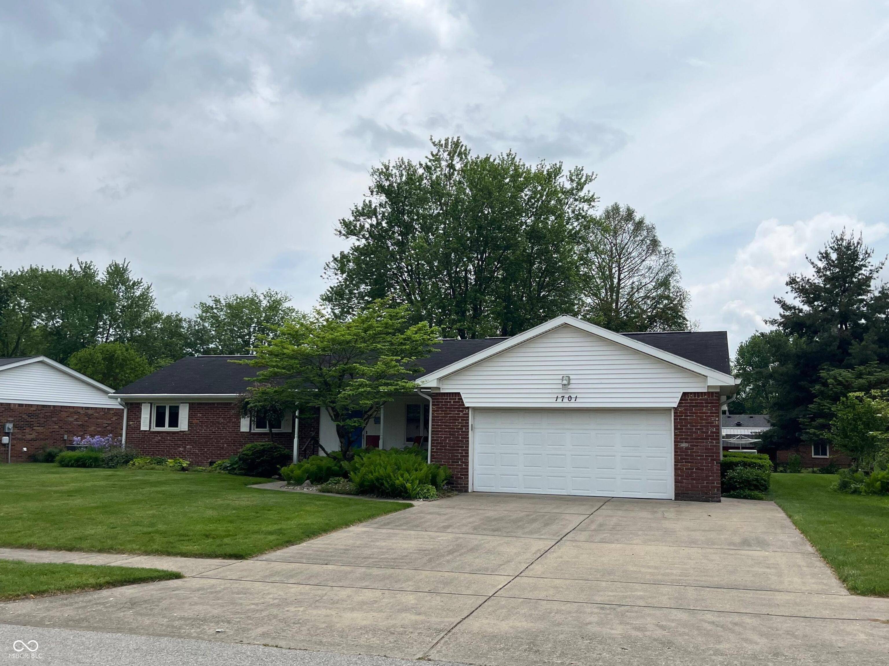 Plainfield, IN 46168,1701 Beech DR N