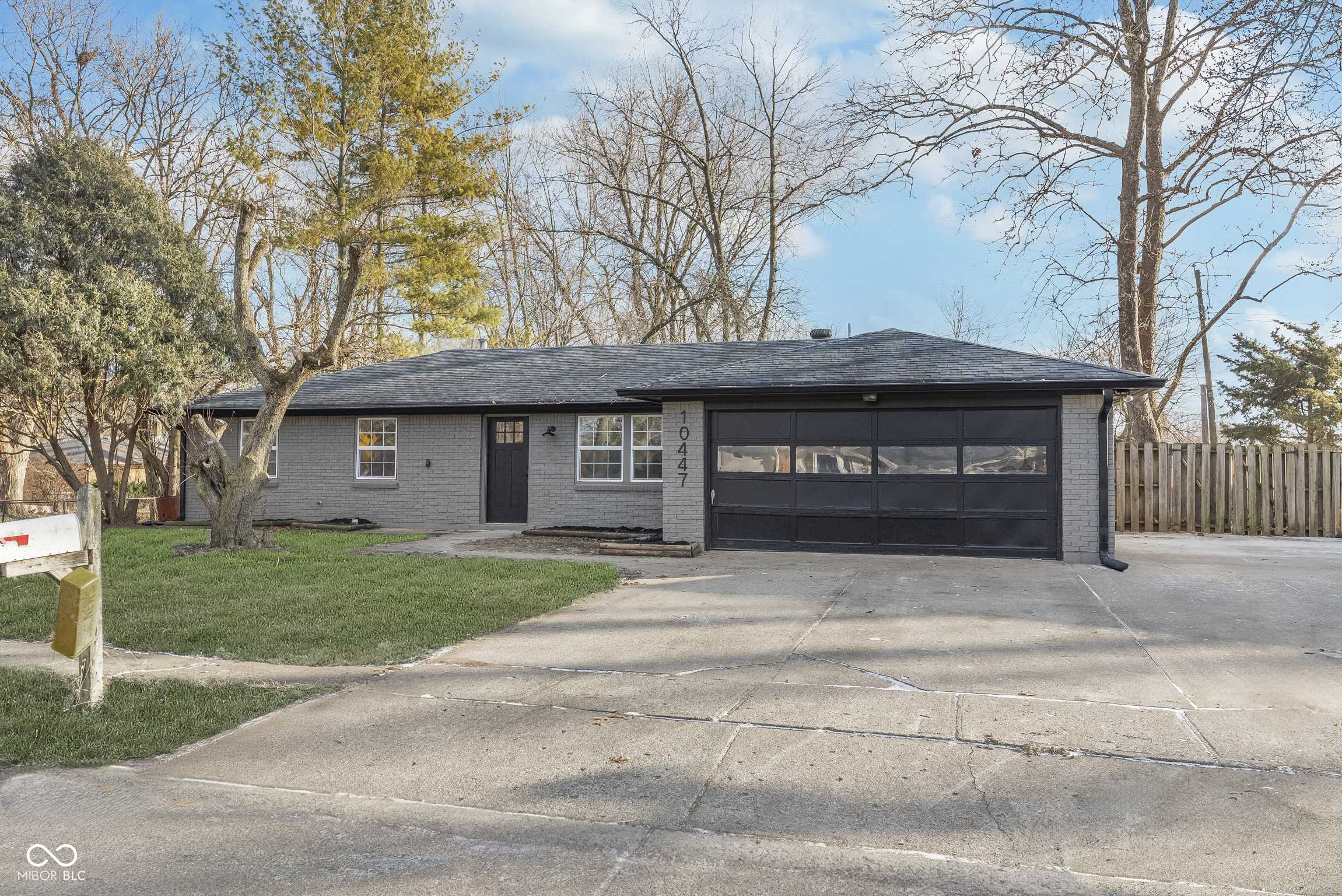 Indianapolis, IN 46229,10447 Chris DR