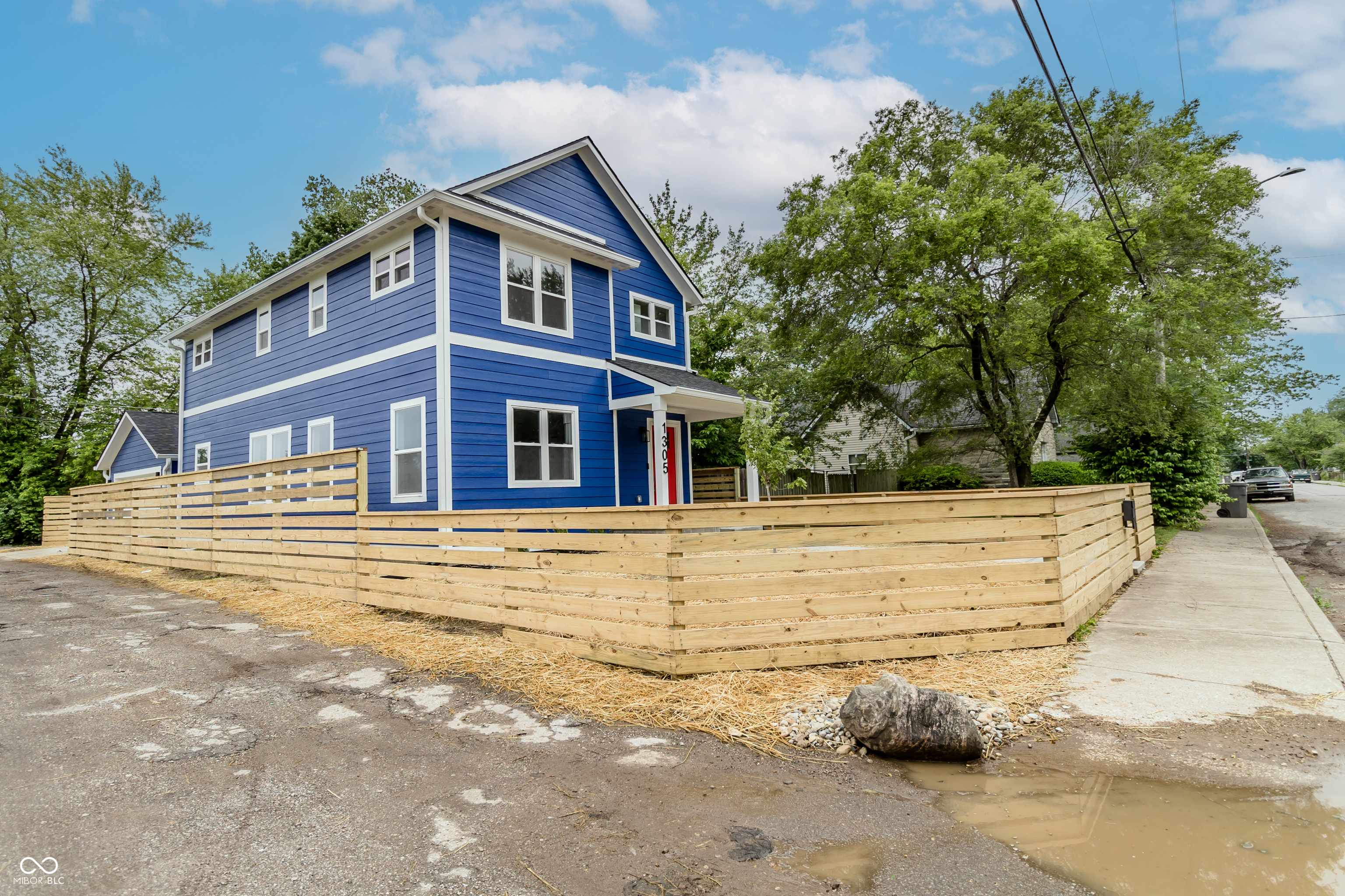 Indianapolis, IN 46208,1305 W 23rd ST