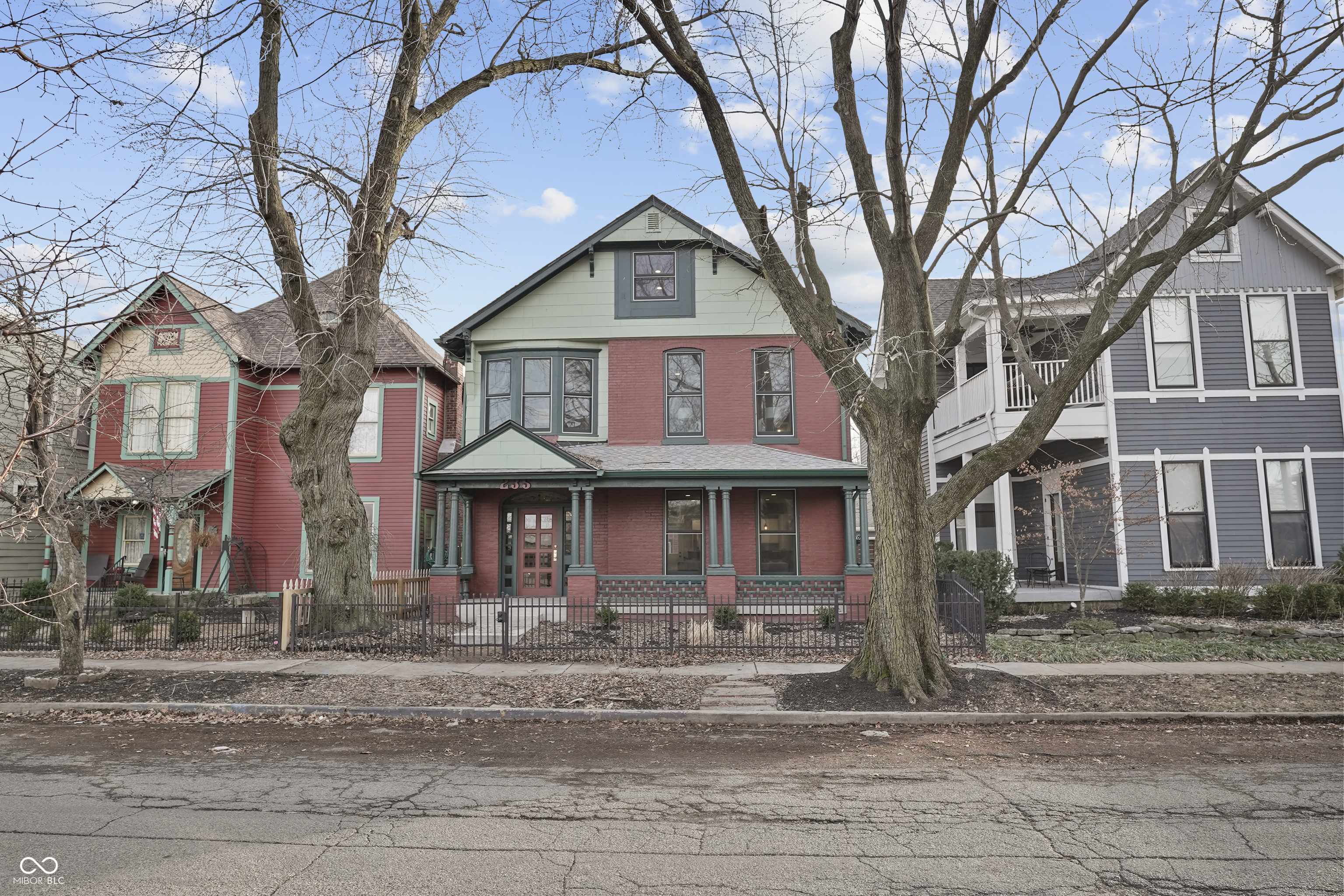 Indianapolis, IN 46202,235 E 11th ST