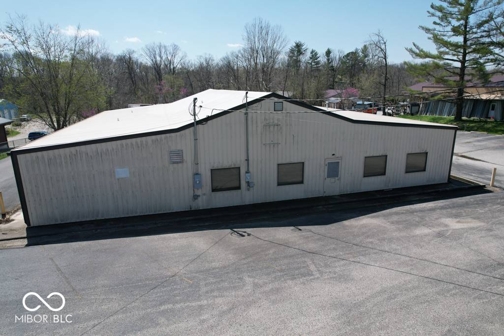 North Vernon, IN 47265,1571 E Buckeye ST