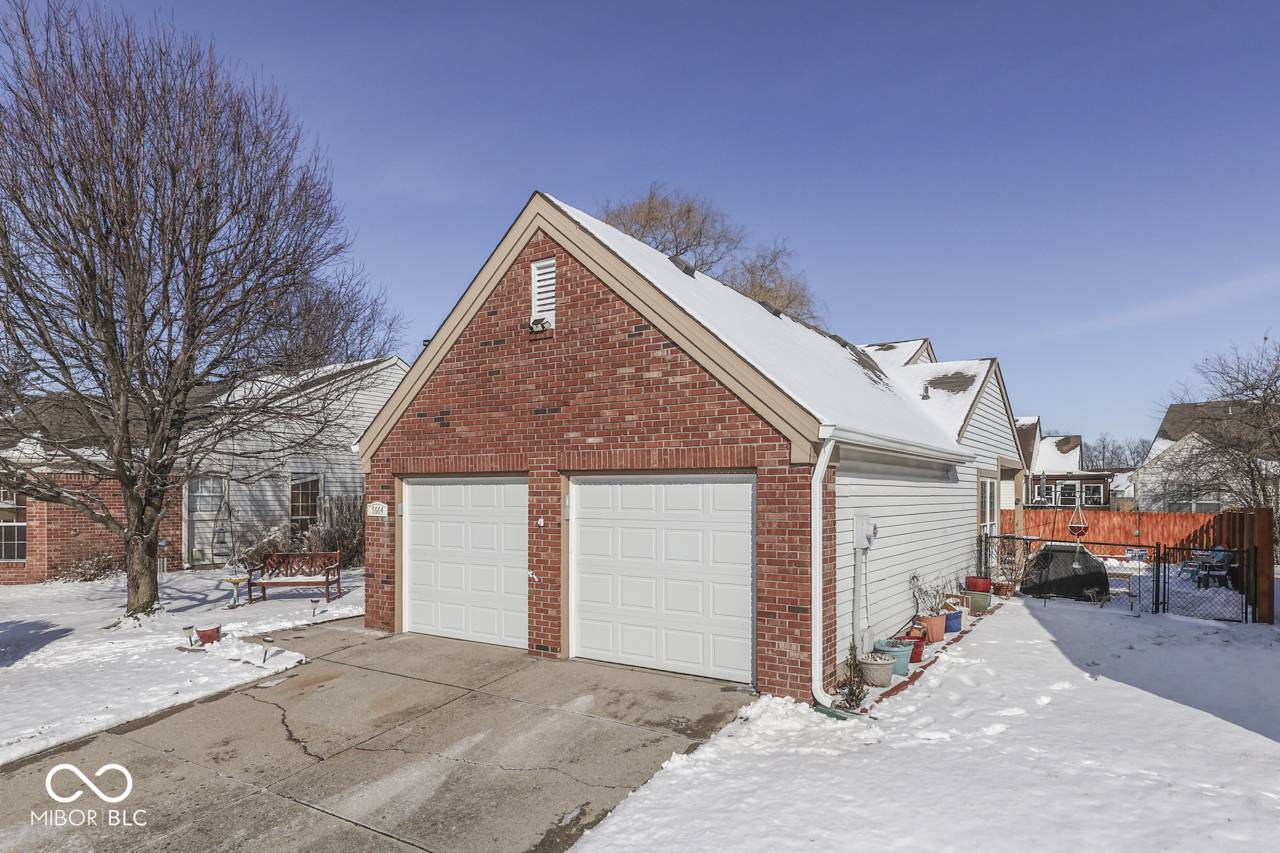 Indianapolis, IN 46214,7664 Waterwood DR