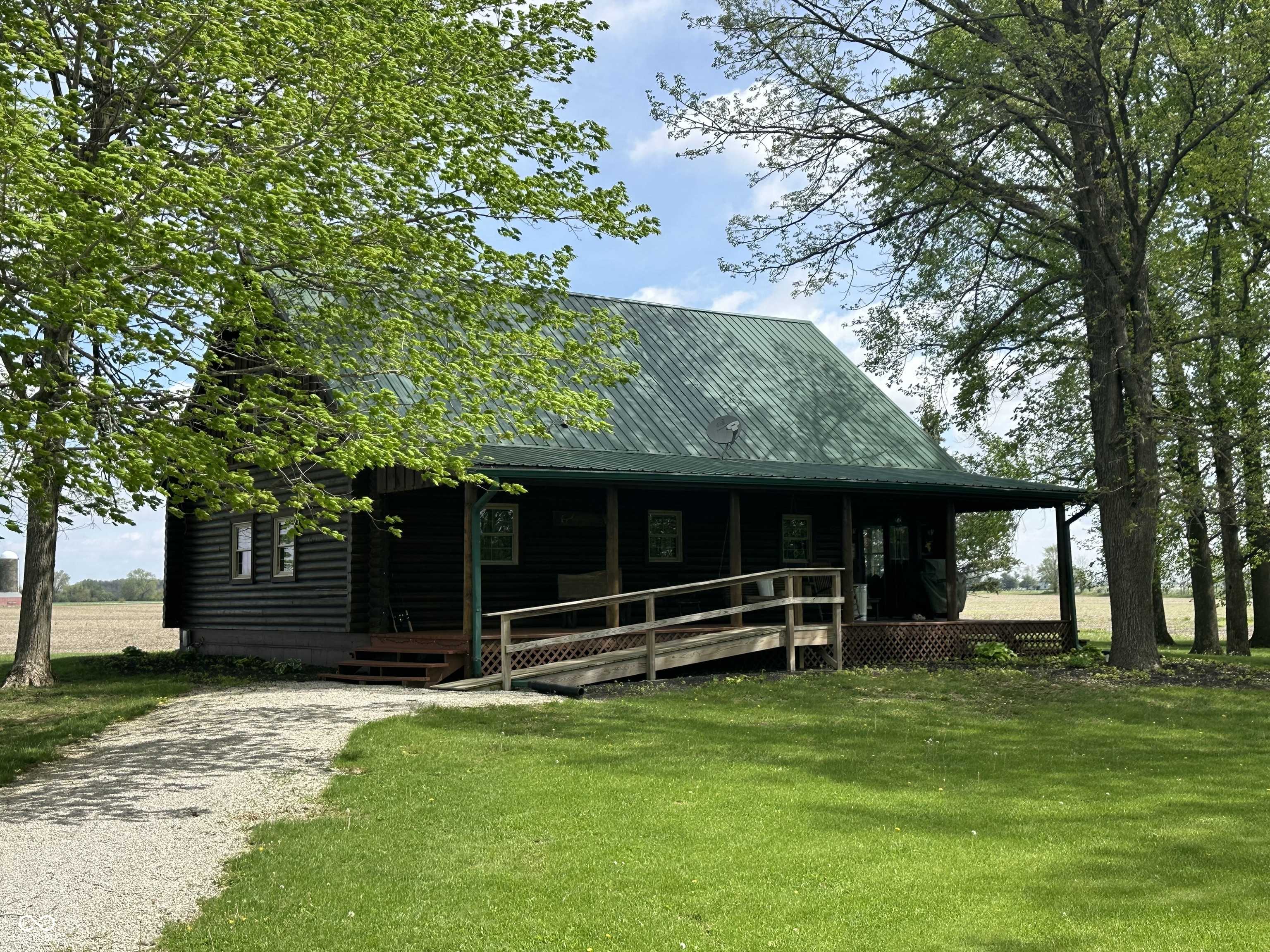 Roachdale, IN 46172,6912 E State Road 236