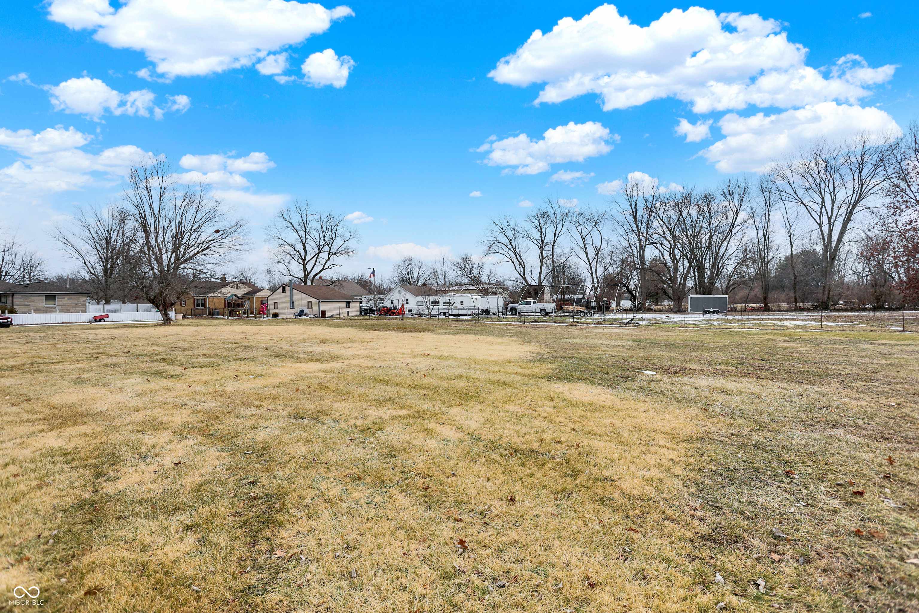 Indianapolis, IN 46227,1901 E Edgewood AVE