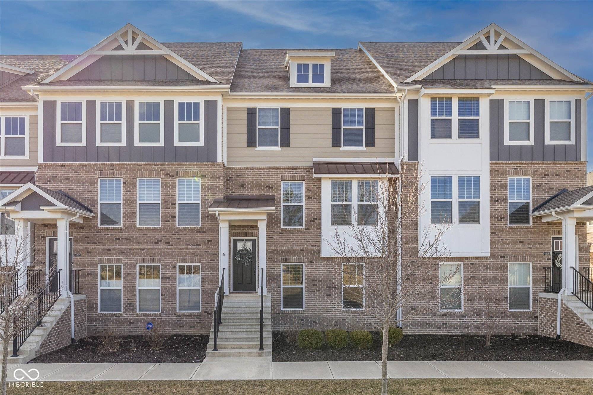 Westfield, IN 46074,1208 Chapman DR
