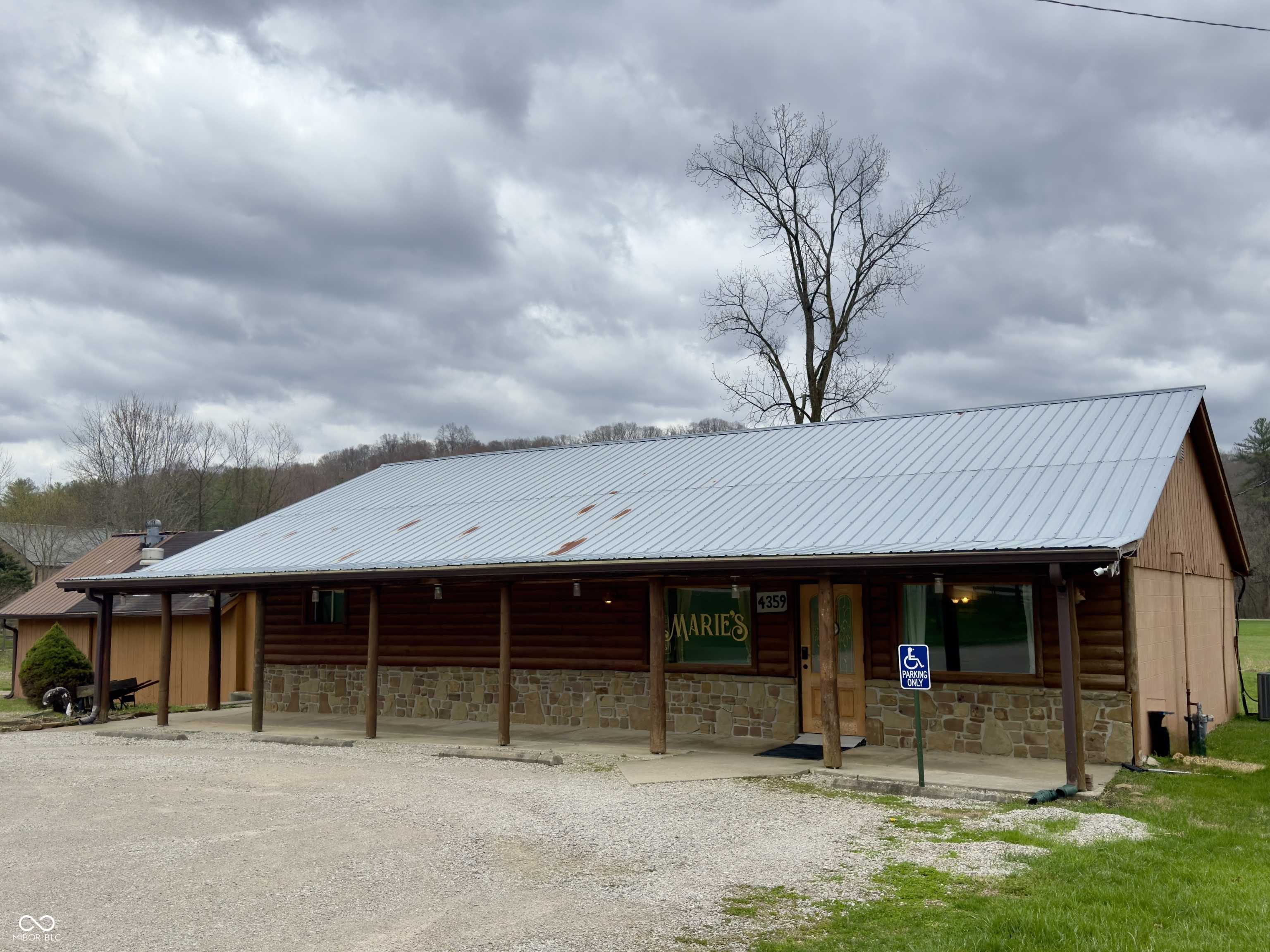 Nashville, IN 47448,4359 E State Road 46